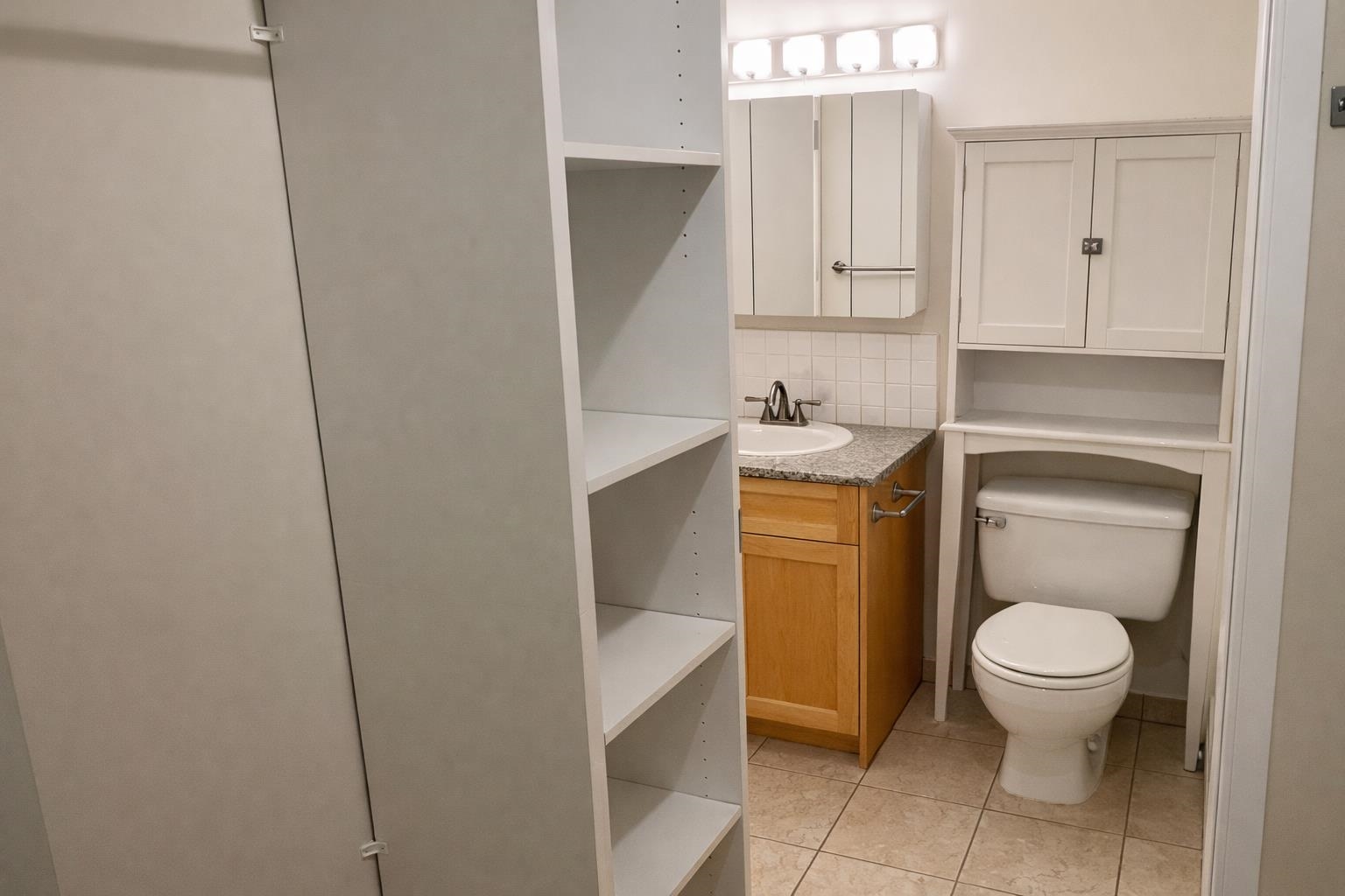 105 8460 ACKROYD ROAD Unit: 105