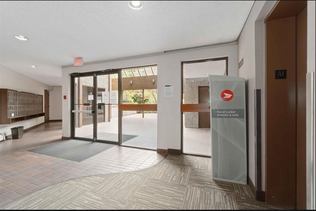 105 8460 ACKROYD ROAD Unit: 105