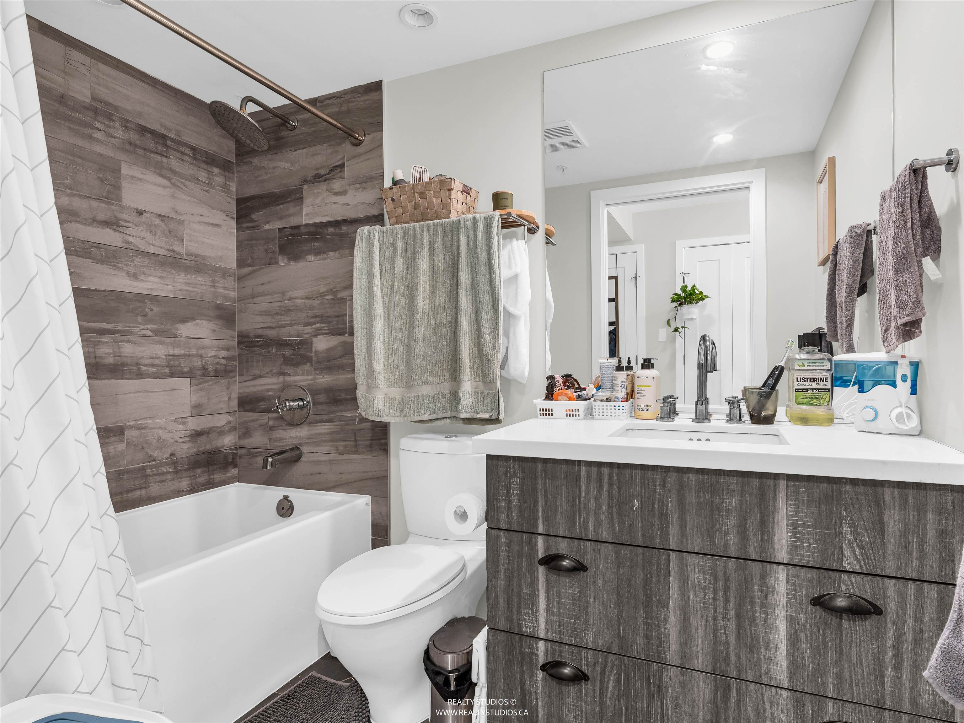 509 311 E 6TH AVENUE Unit: 509