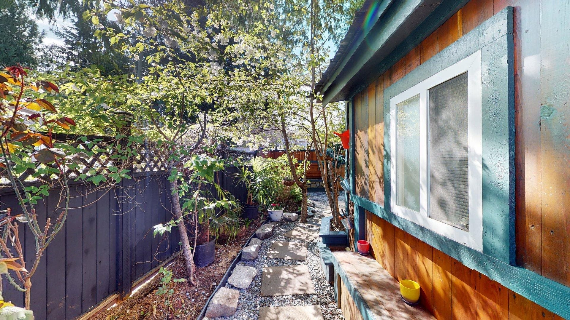 20 40022 GOVERNMENT ROAD Unit: 20