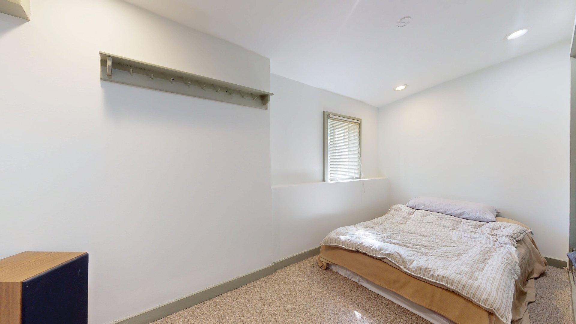 20 40022 GOVERNMENT ROAD Unit: 20