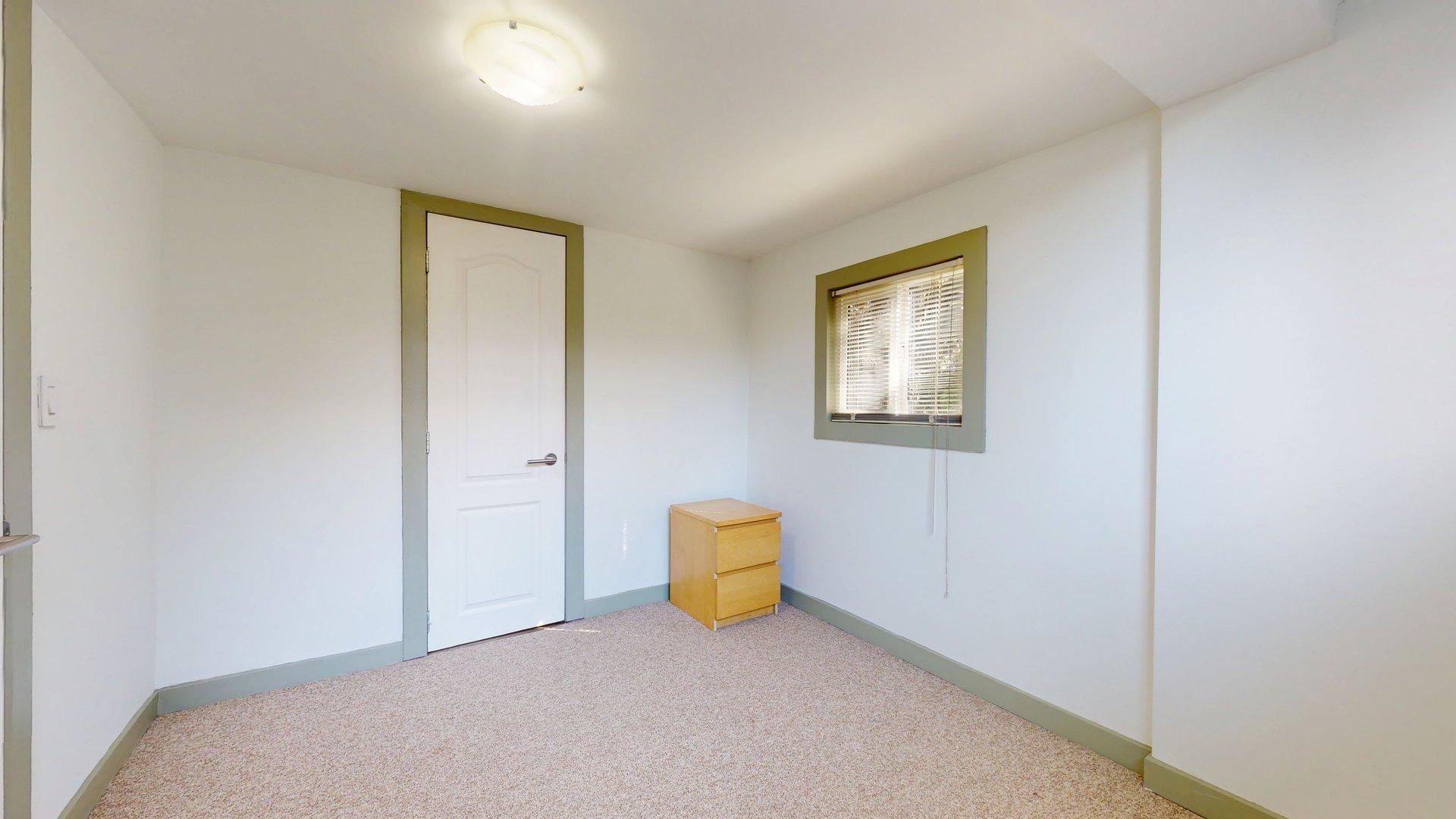 20 40022 GOVERNMENT ROAD Unit: 20