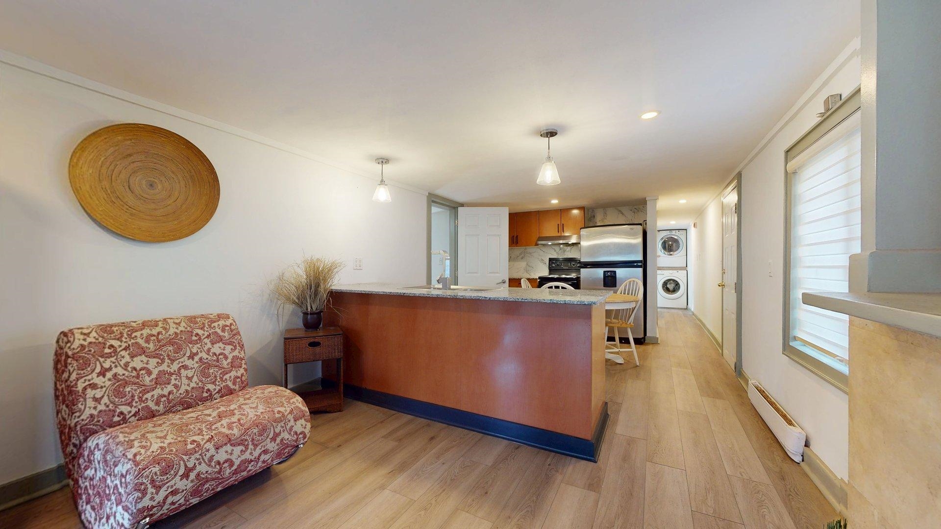 20 40022 GOVERNMENT ROAD Unit: 20