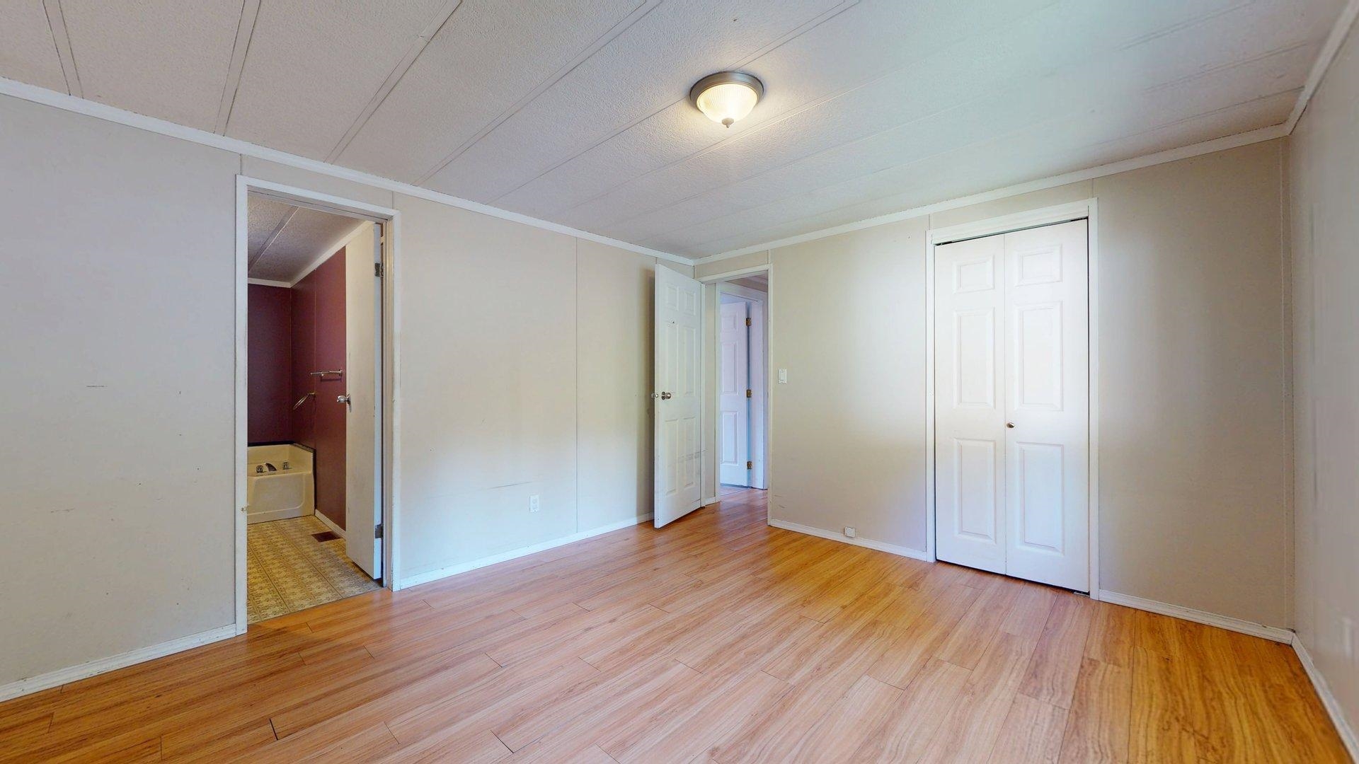 239 1830 MAMQUAM ROAD Unit: 239