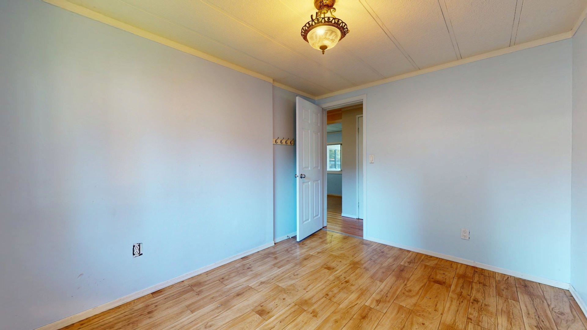 239 1830 MAMQUAM ROAD Unit: 239