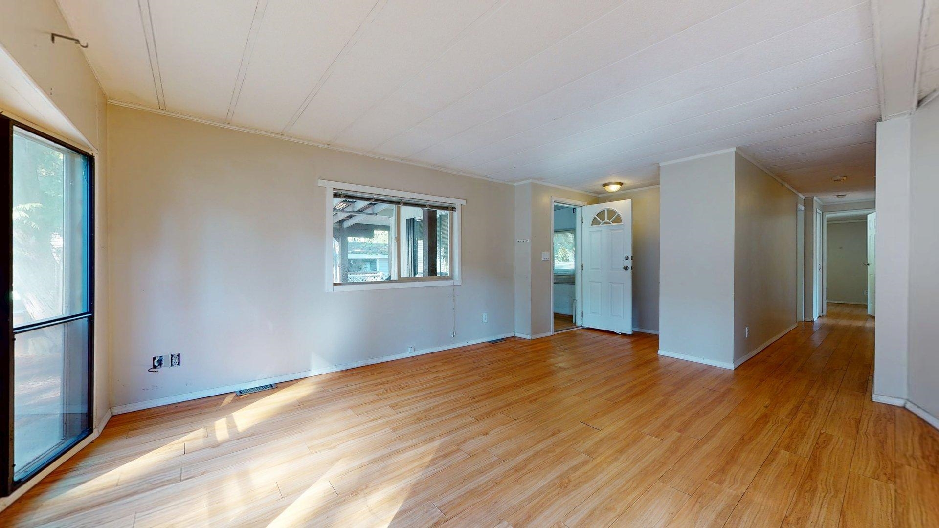 239 1830 MAMQUAM ROAD Unit: 239
