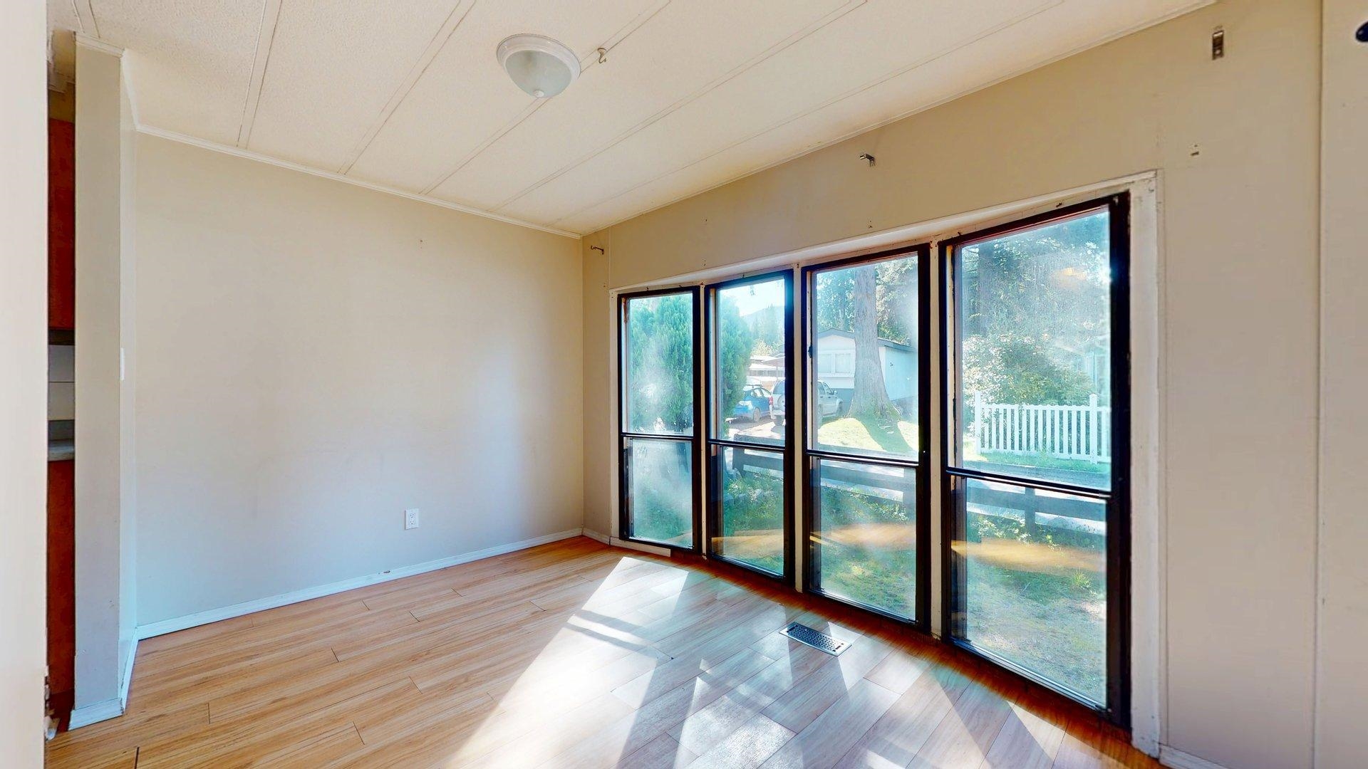239 1830 MAMQUAM ROAD Unit: 239