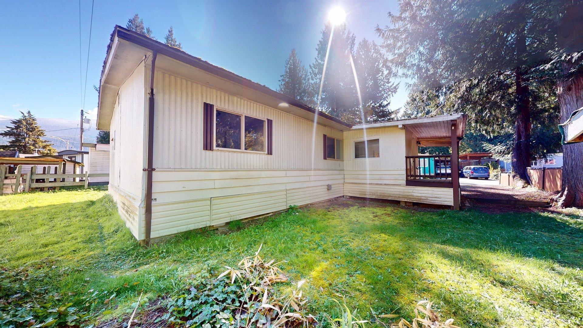 239 1830 MAMQUAM ROAD Unit: 239