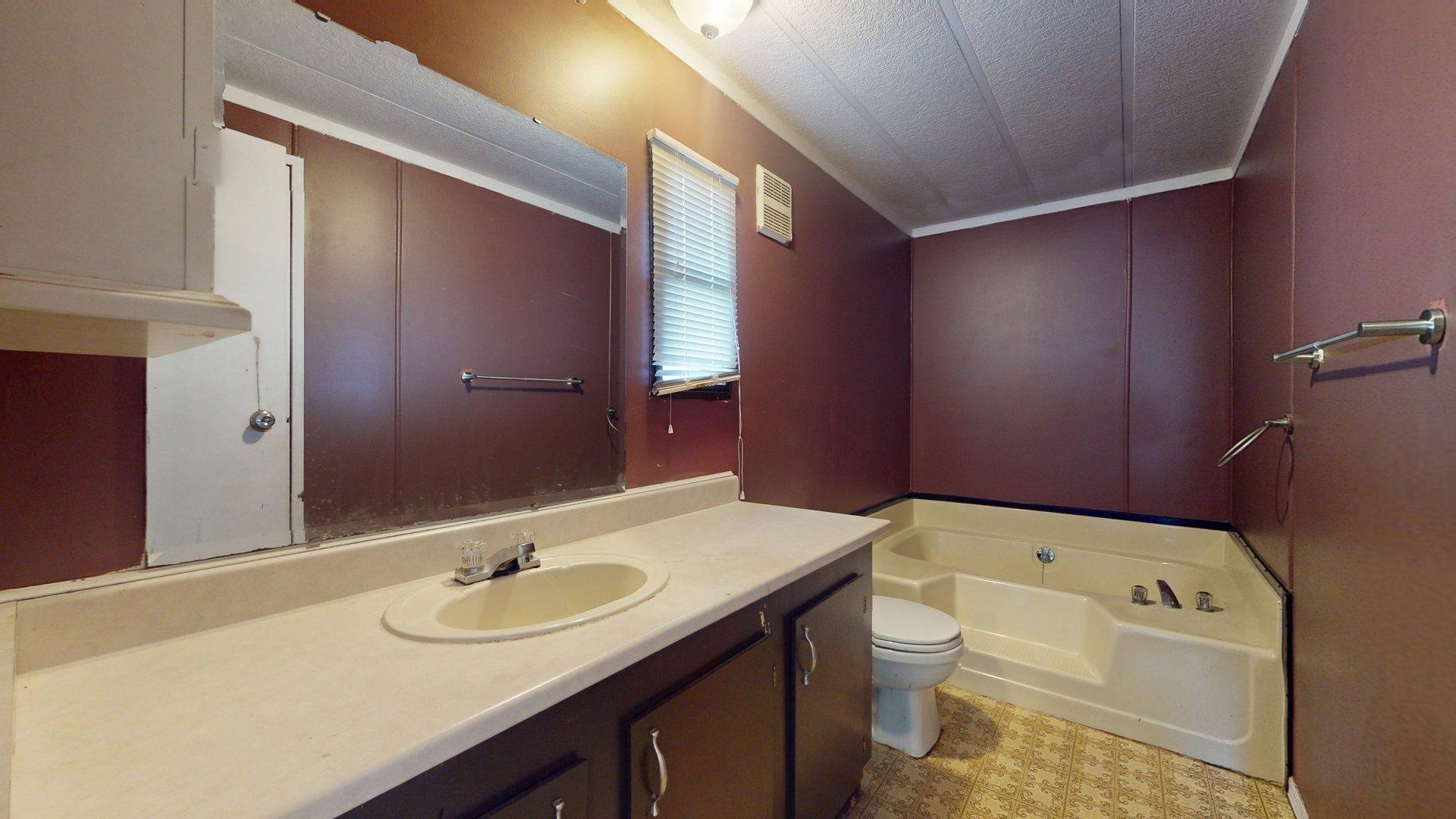 239 1830 MAMQUAM ROAD Unit: 239