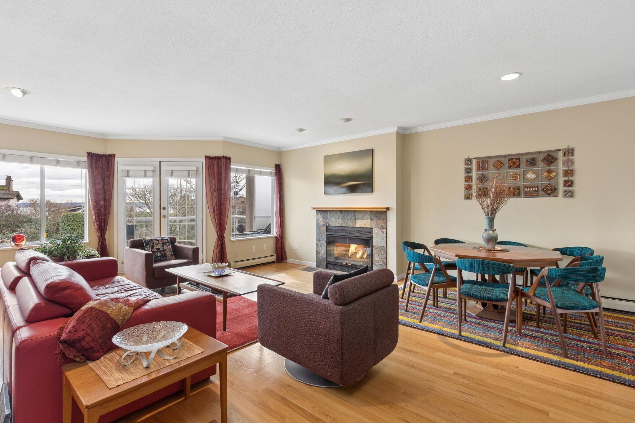 2333 BELLEVUE AVENUE