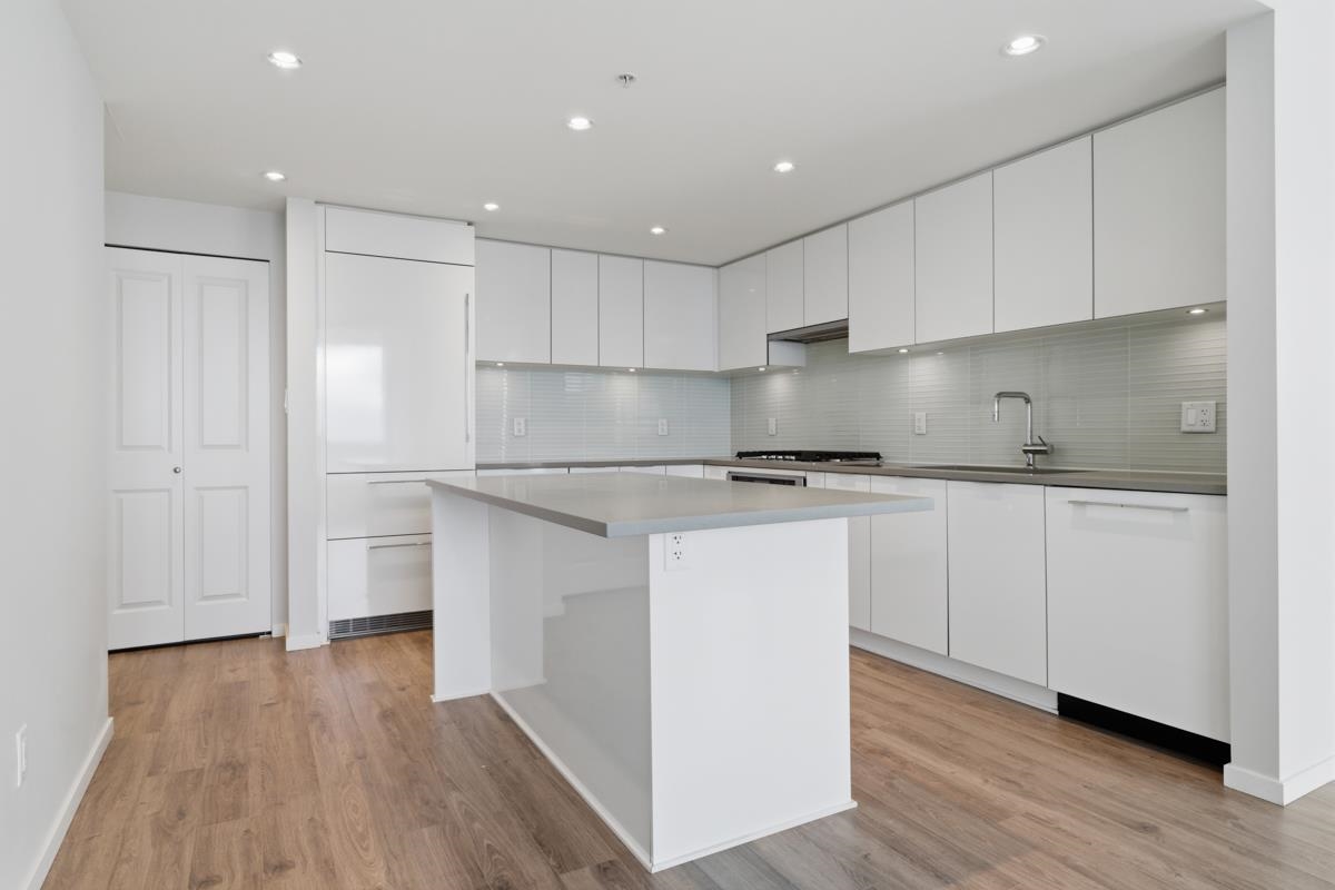 2503 6638 DUNBLANE AVENUE Unit: 2503