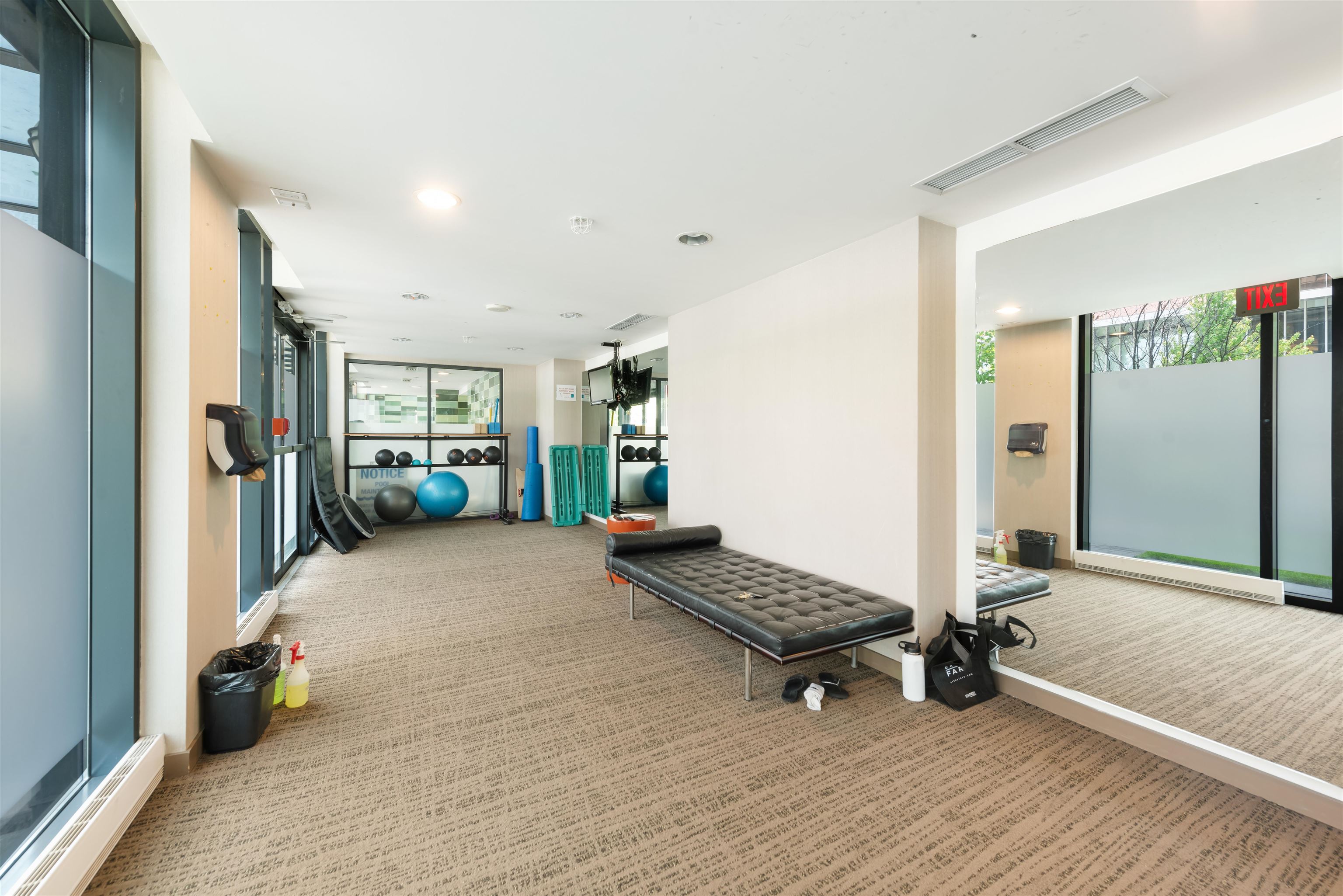 1606 33 SMITHE STREET Unit: 1606