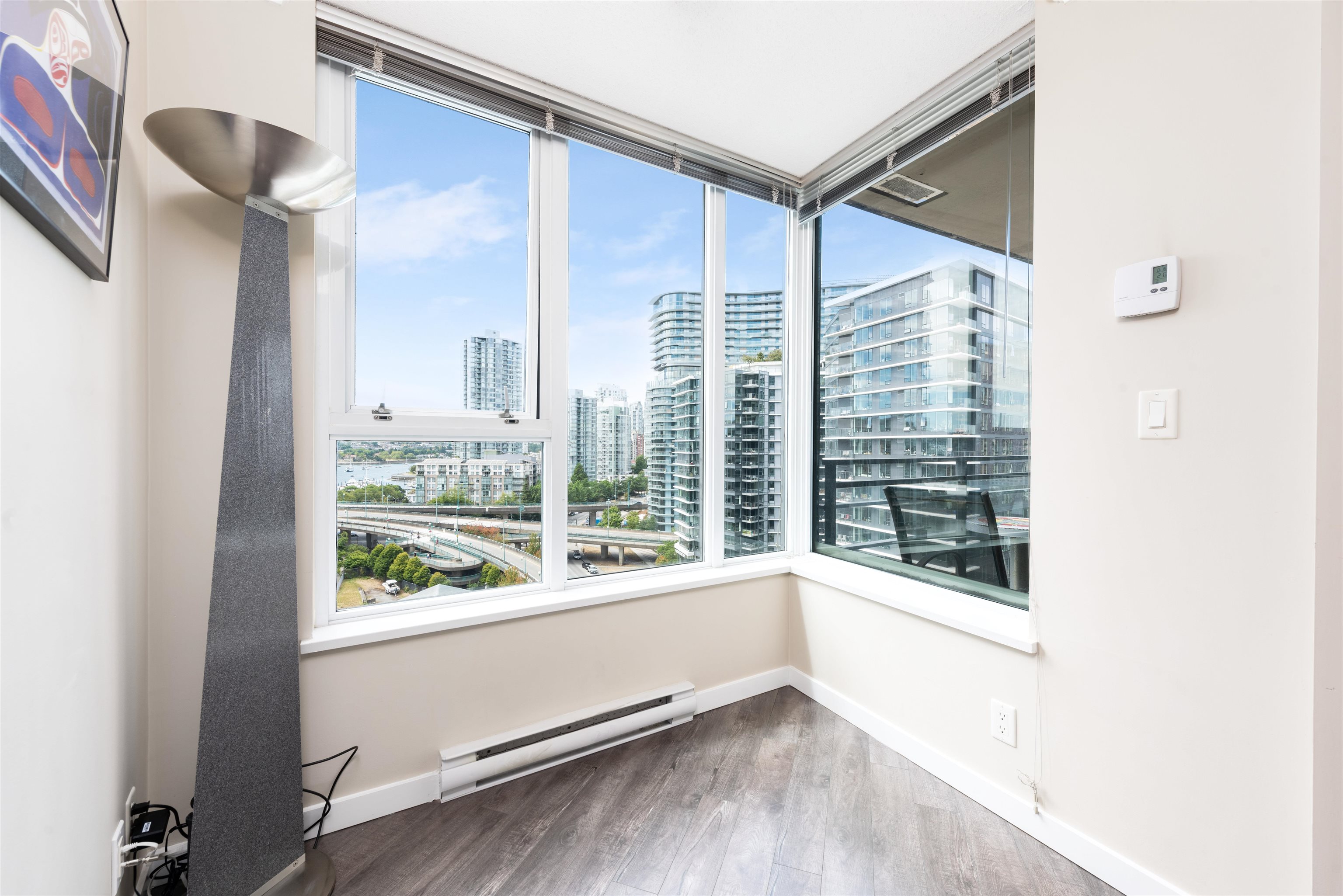 1606 33 SMITHE STREET Unit: 1606