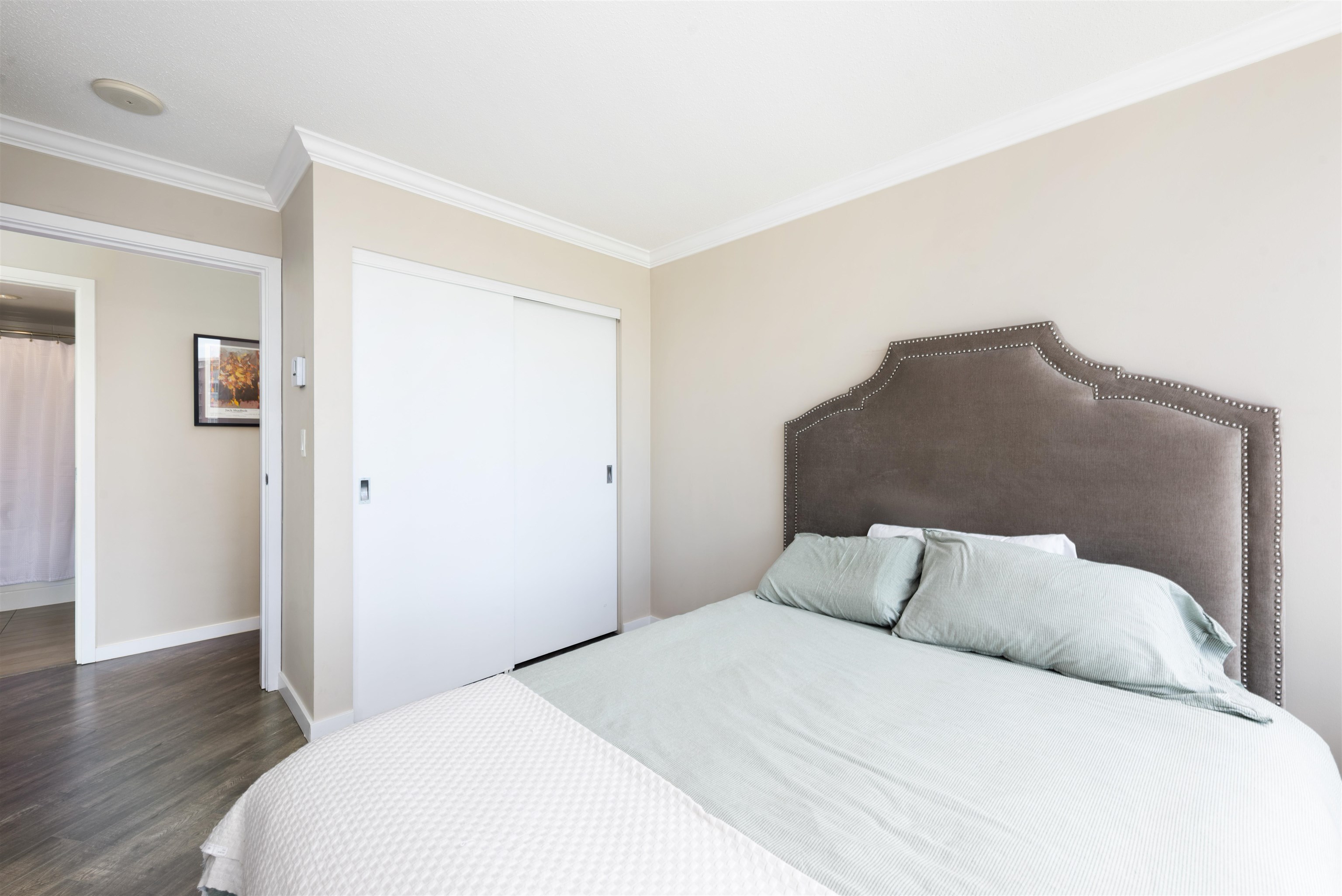 1606 33 SMITHE STREET Unit: 1606