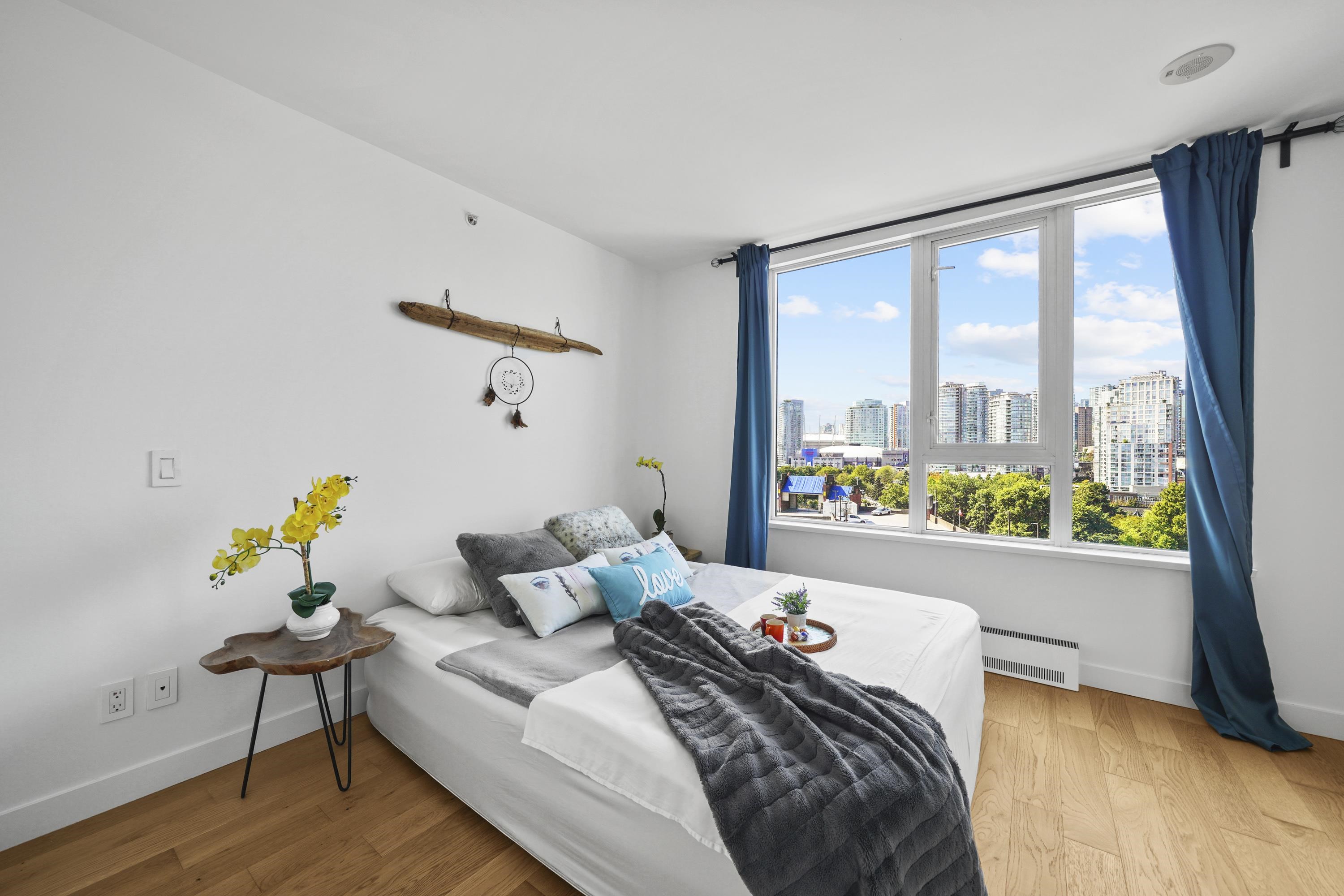 1205 188 KEEFER STREET Unit: 1205