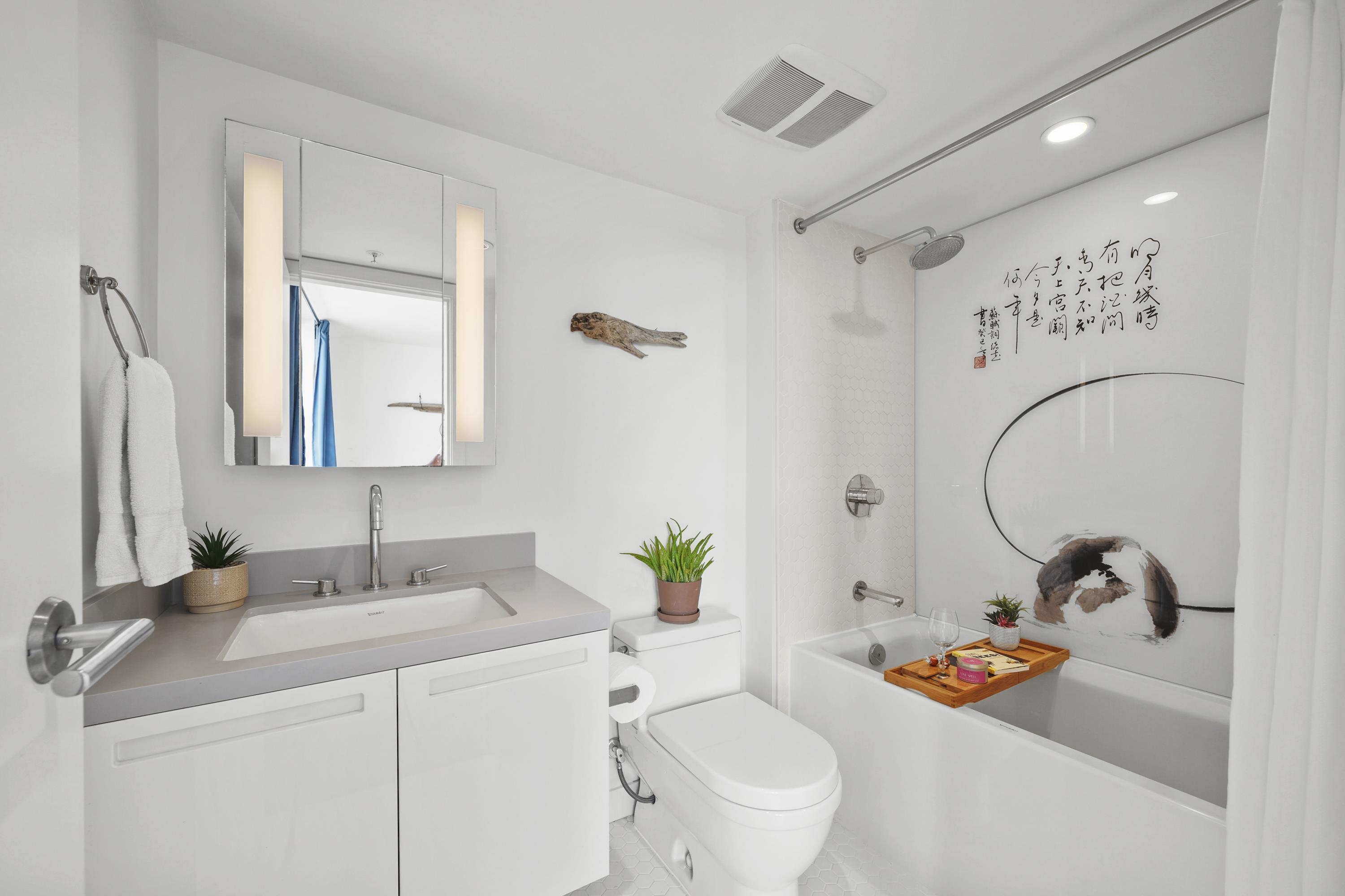1205 188 KEEFER STREET Unit: 1205