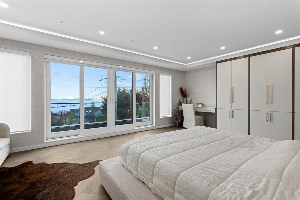 13169 MARINE DRIVE
