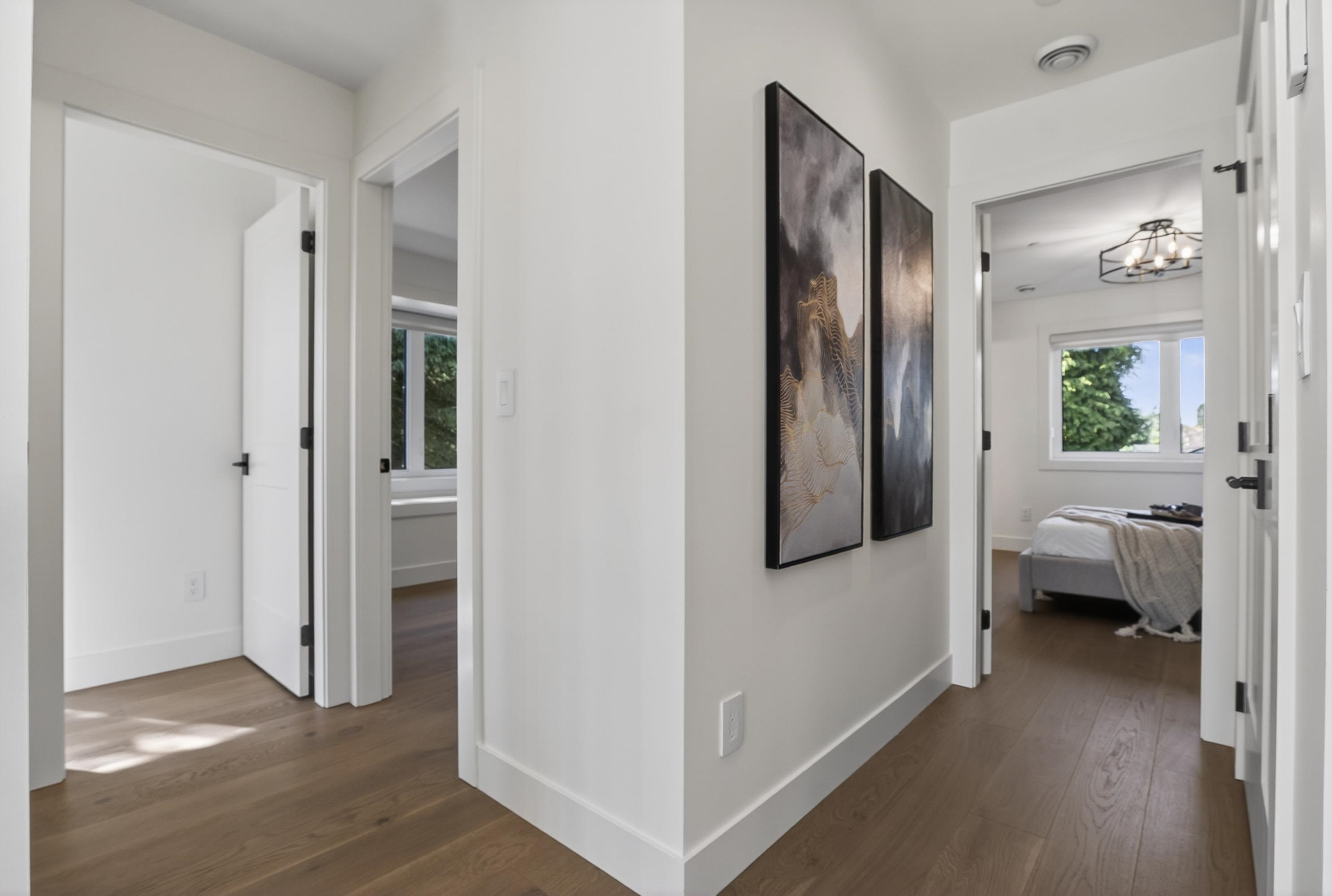 2 902 FIRST STREET Unit: 2