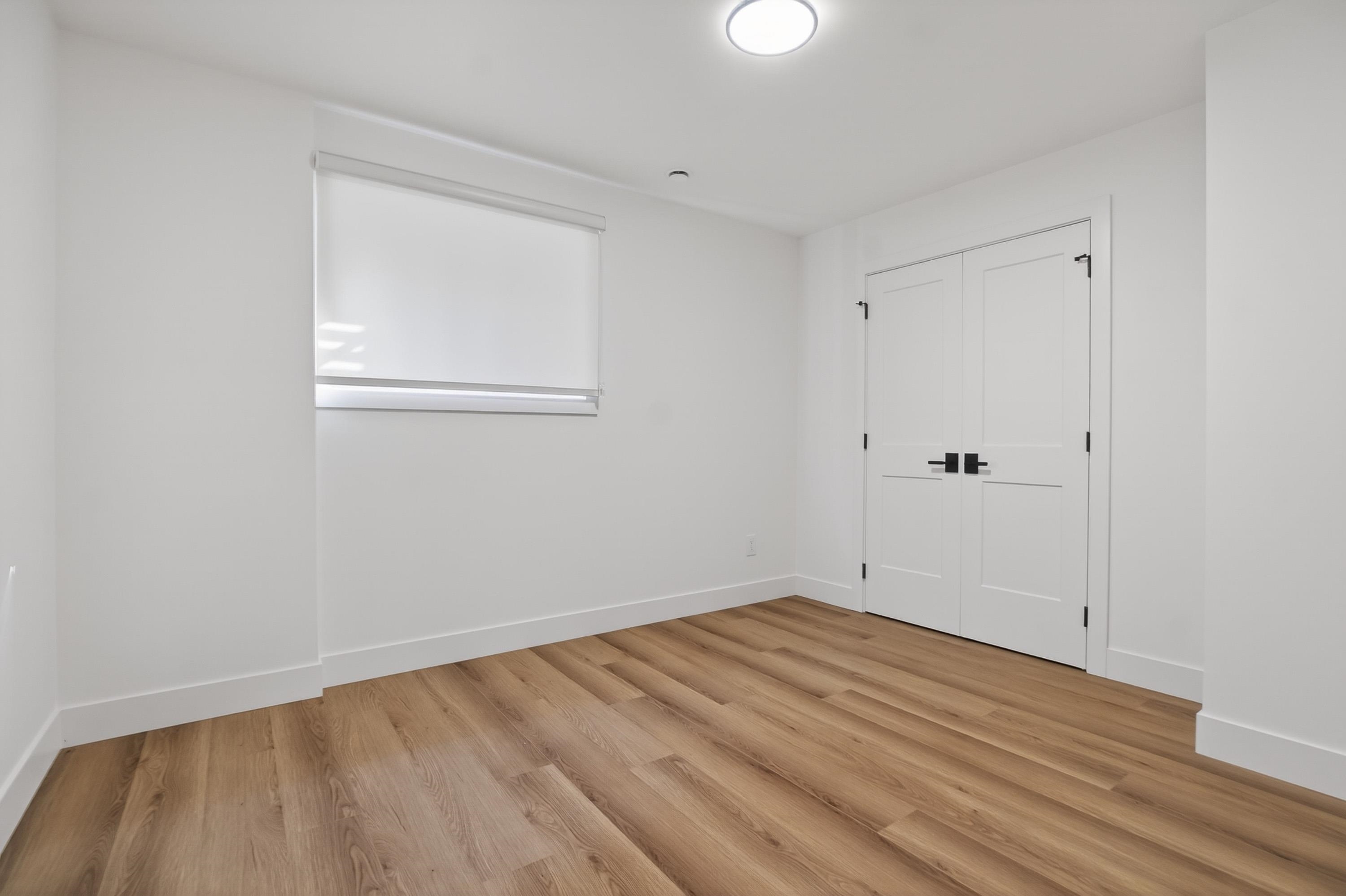 2 902 FIRST STREET Unit: 2