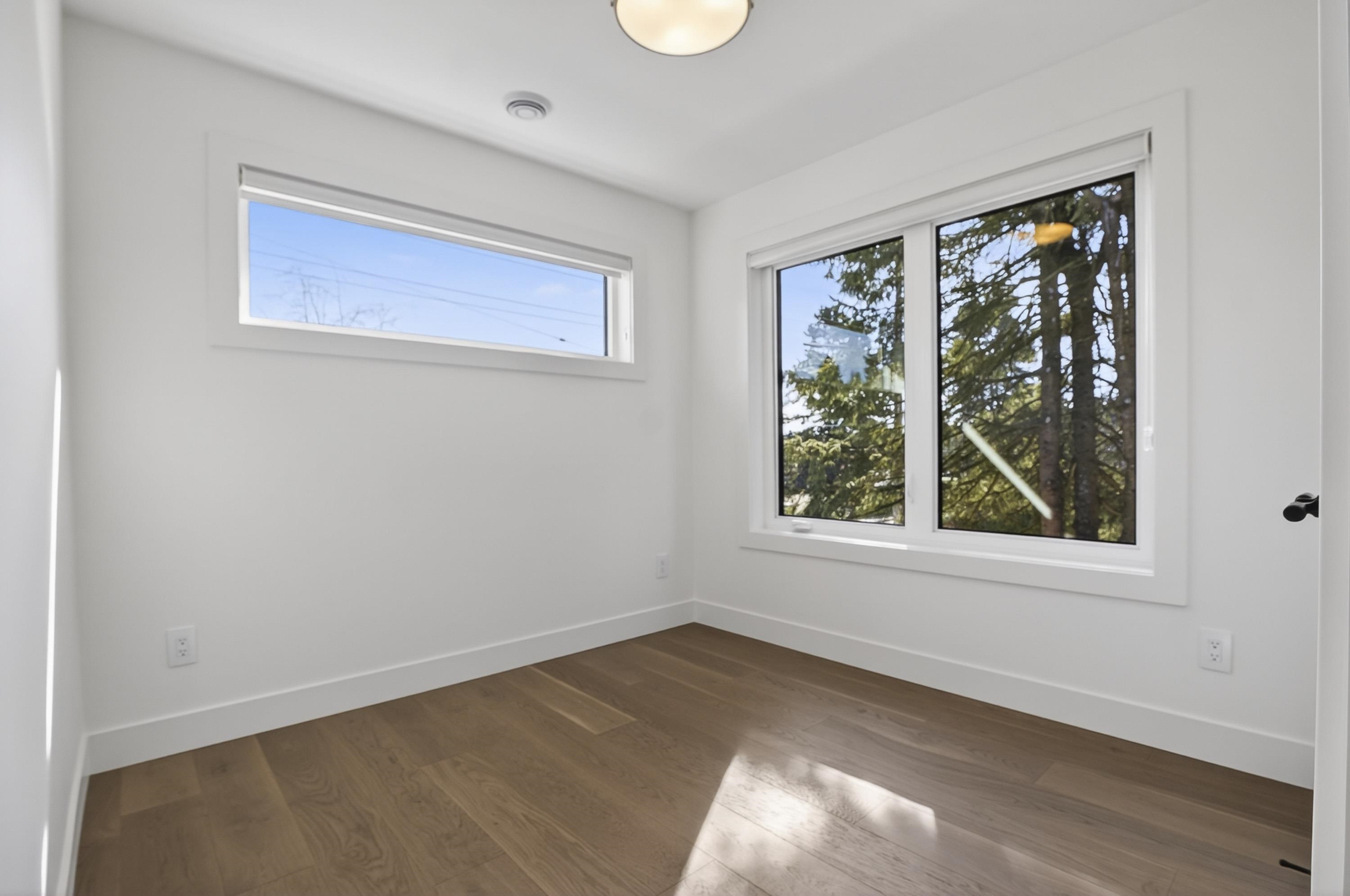 2 902 FIRST STREET Unit: 2
