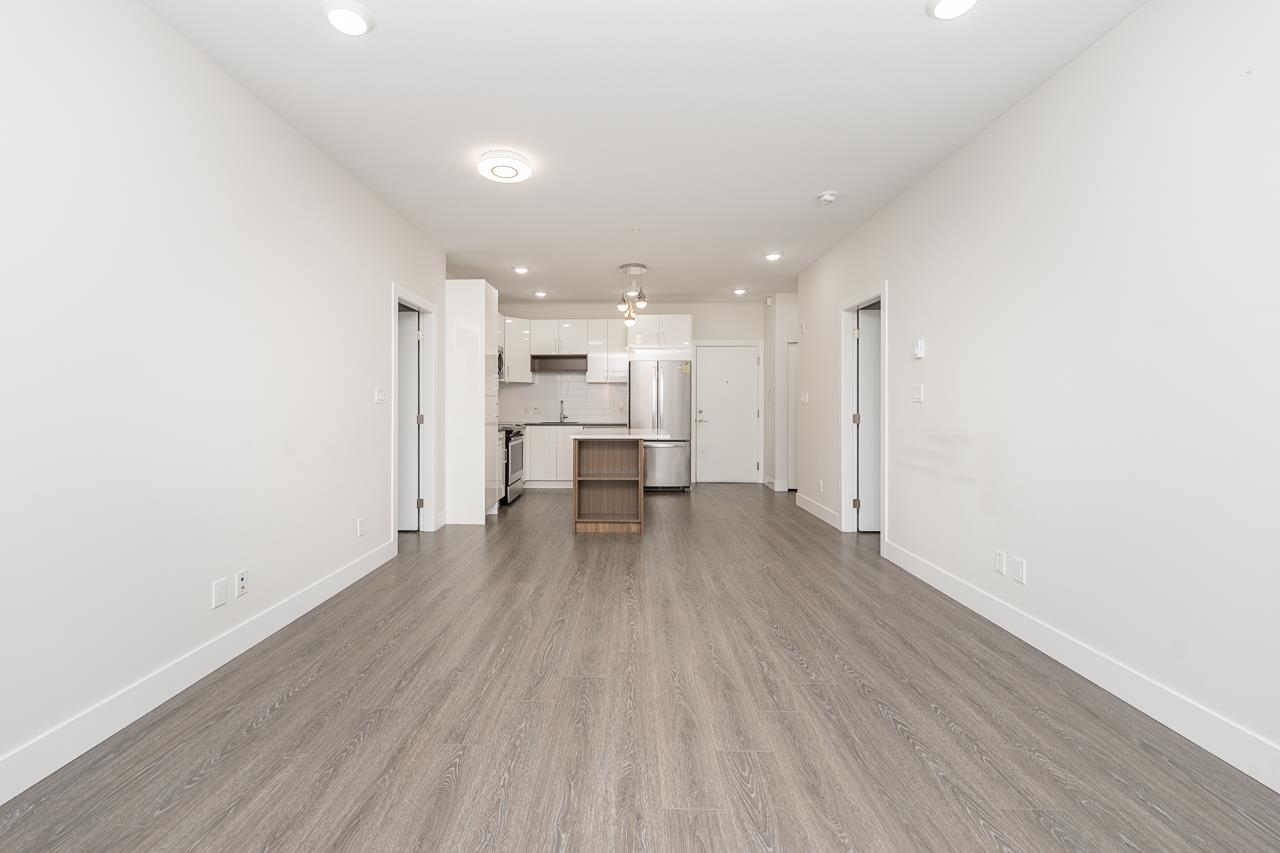 408 15351 101 AVENUE Unit: 408