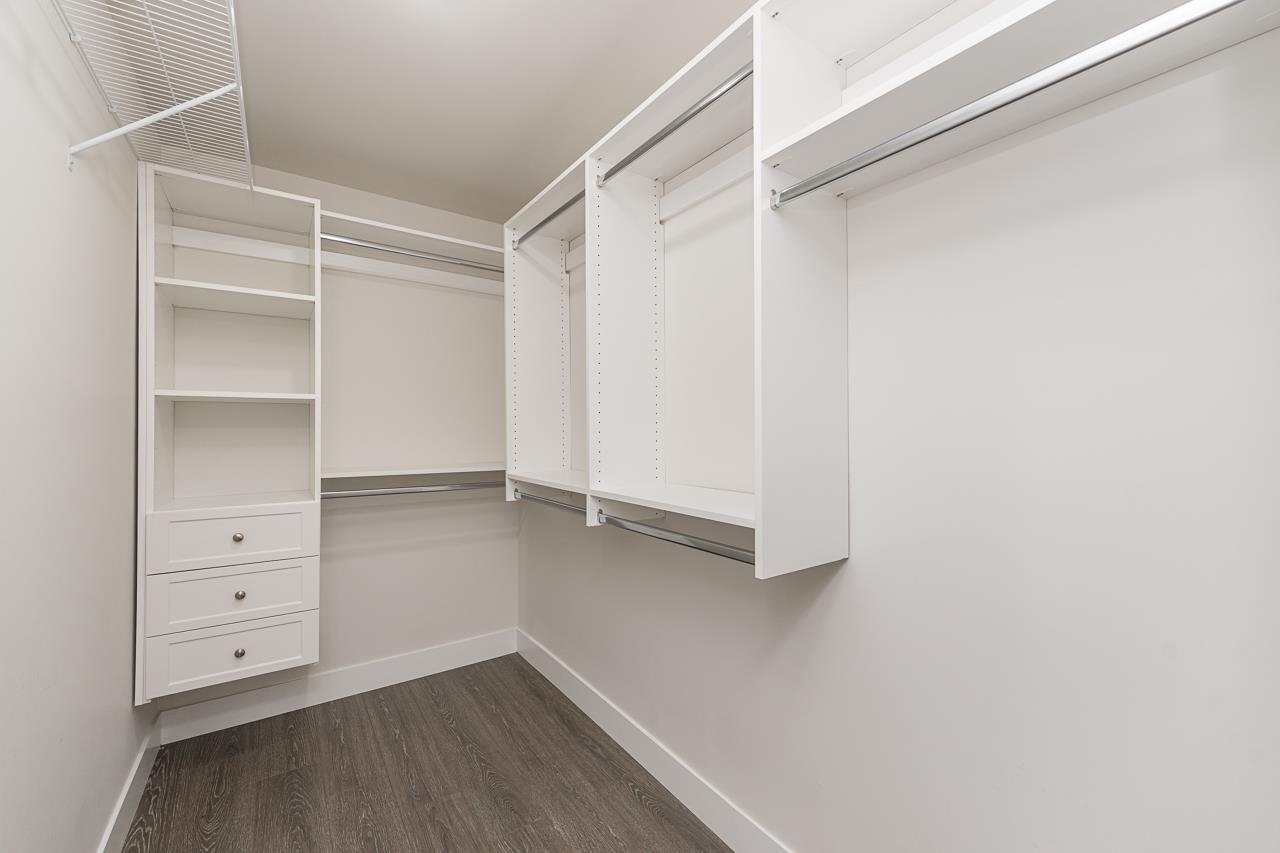 408 15351 101 AVENUE Unit: 408