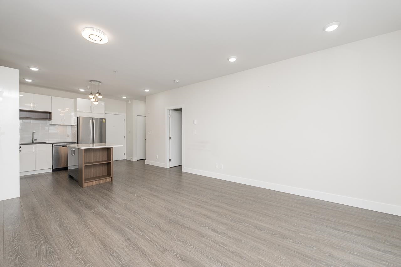408 15351 101 AVENUE Unit: 408