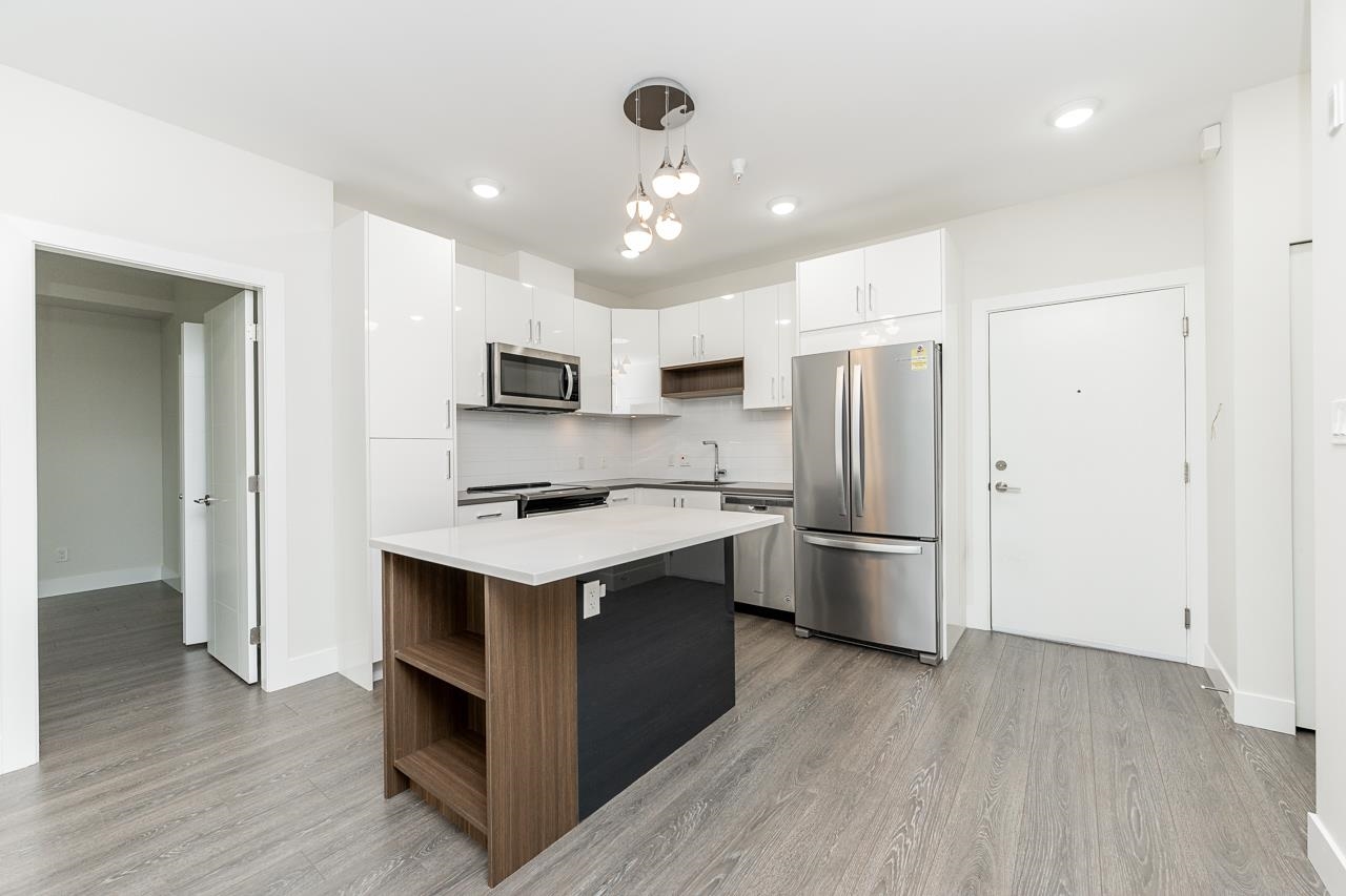 408 15351 101 AVENUE Unit: 408