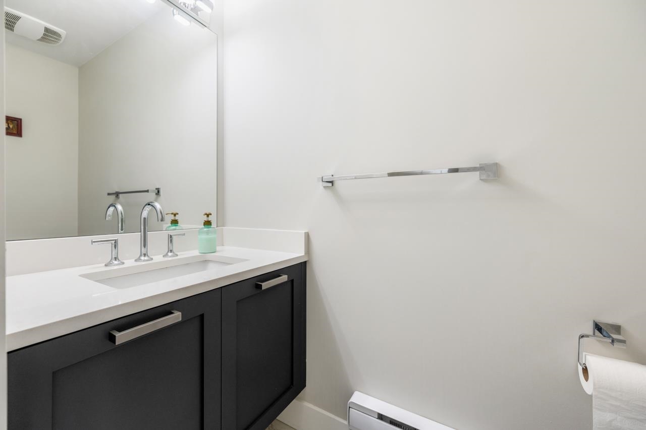 12 189 WOOD STREET Unit: 12