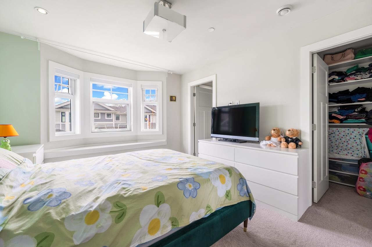 12 189 WOOD STREET Unit: 12