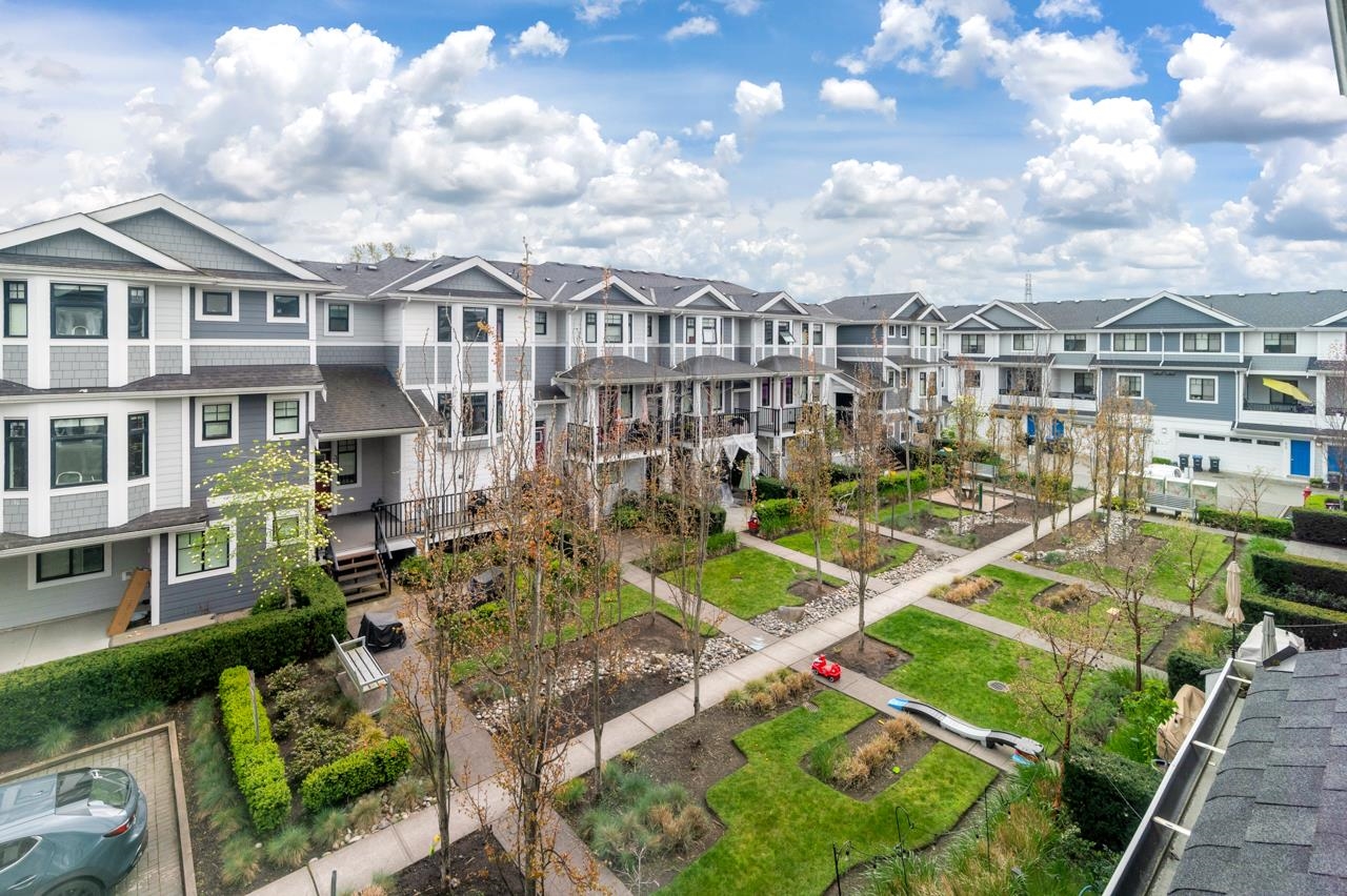 12 189 WOOD STREET Unit: 12