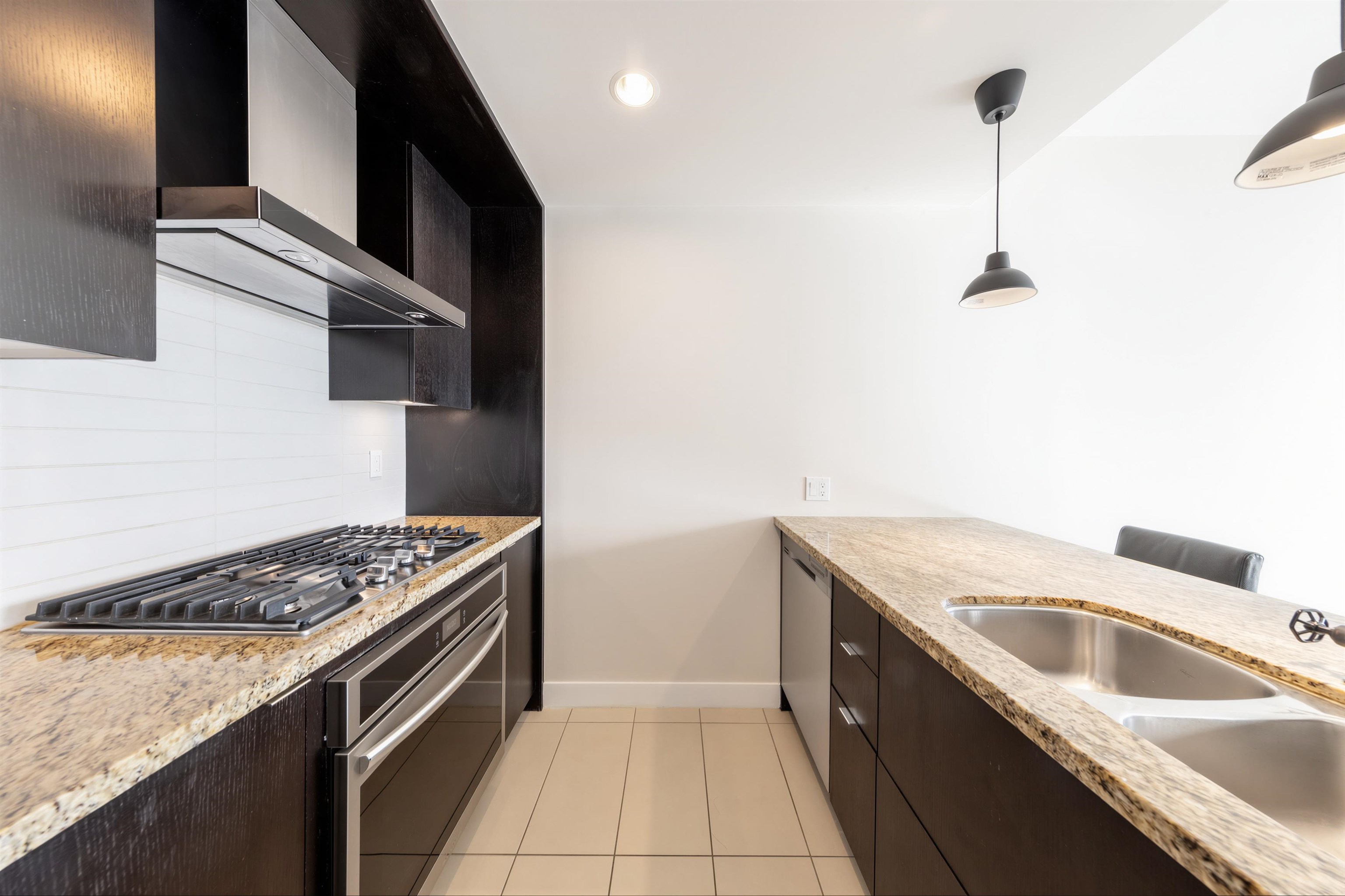 2309 7088 18TH AVENUE Unit: 2309
