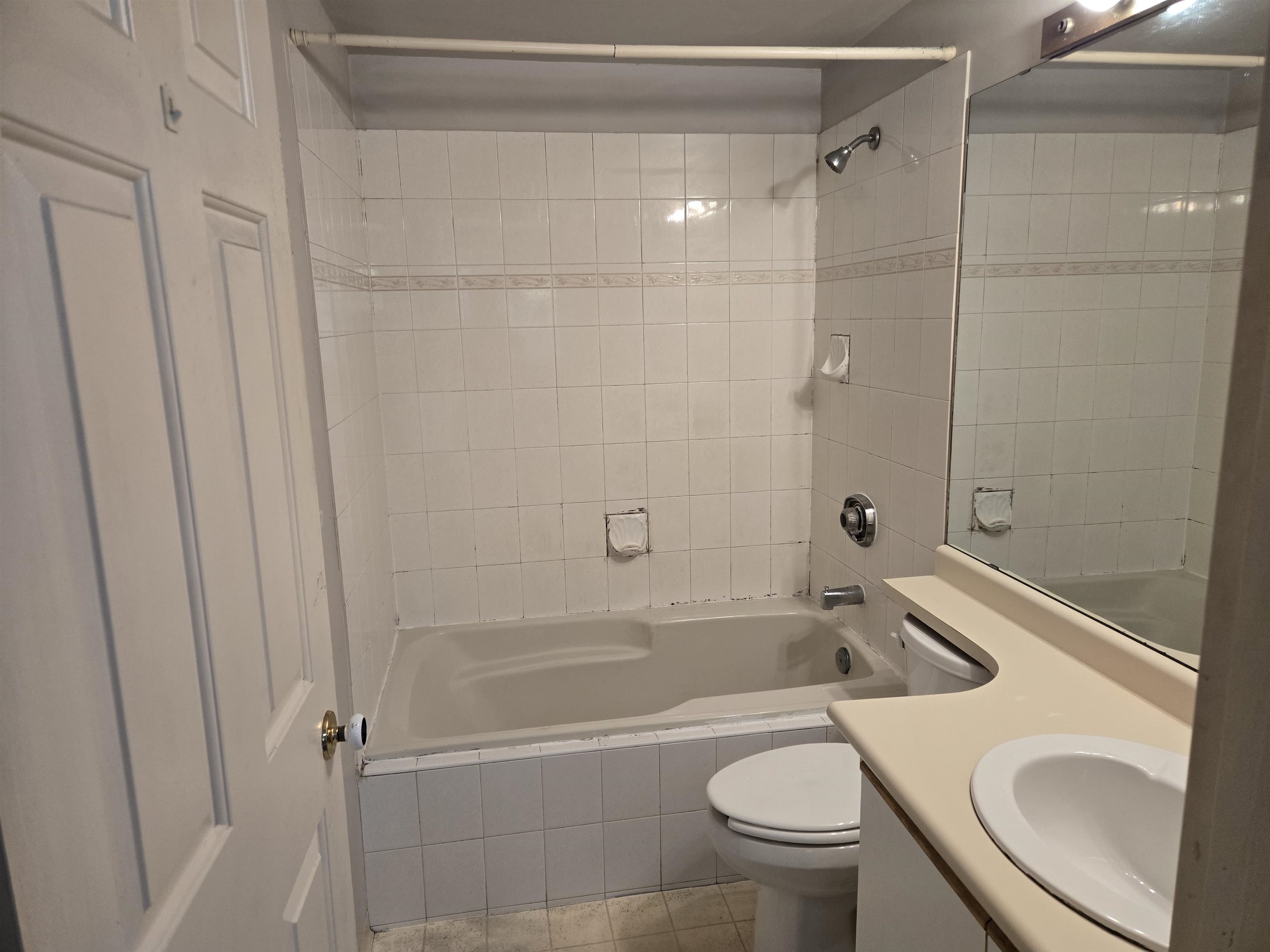 100 8655 JONES ROAD Unit: 100
