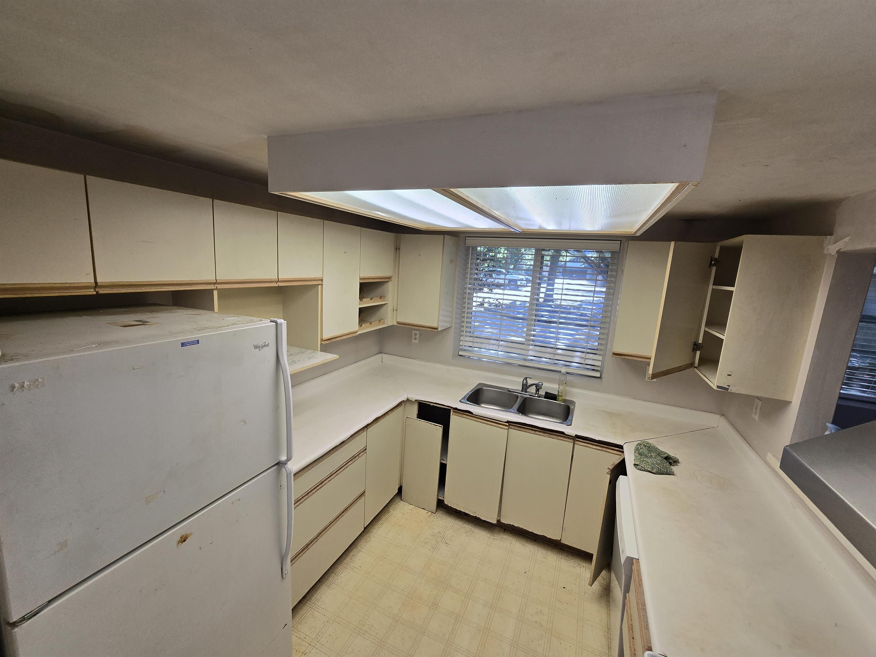 100 8655 JONES ROAD Unit: 100