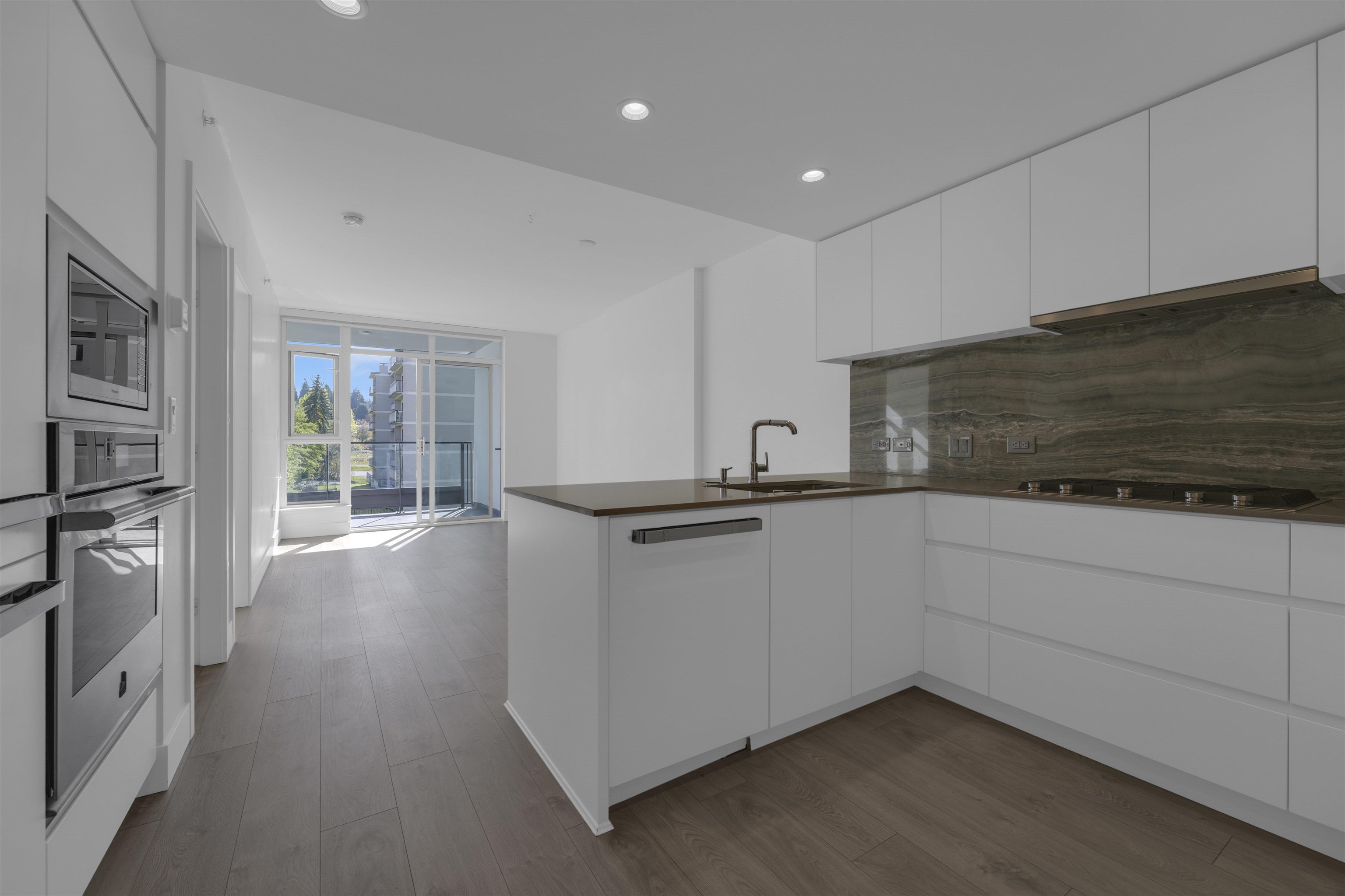 403 450 WESTVIEW STREET Unit: 403