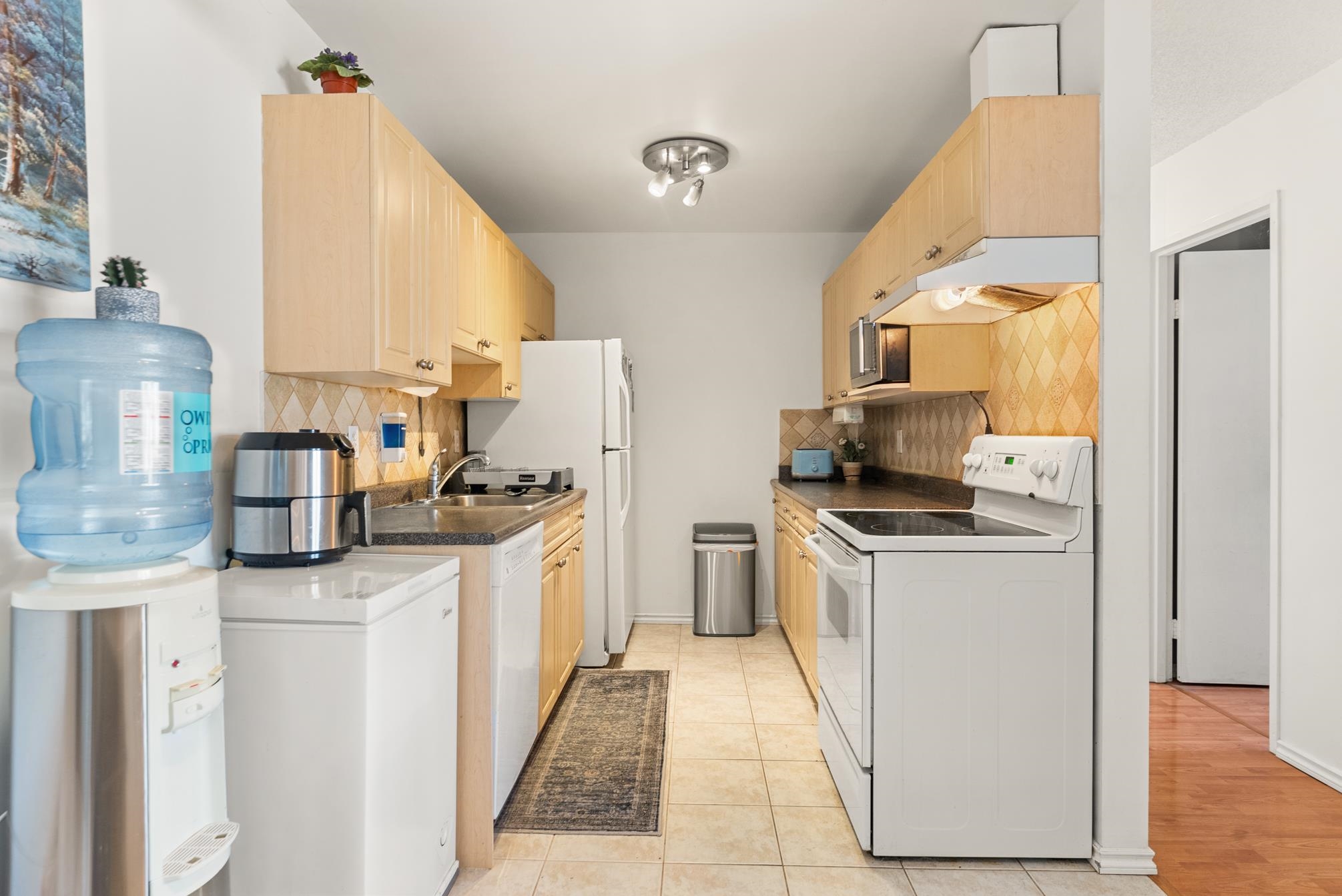 306 7240 LINDSAY ROAD Unit: 306