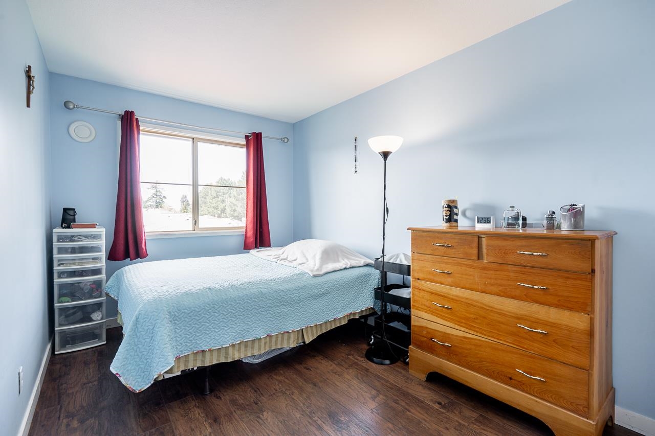 301 19128 FORD ROAD Unit: 301