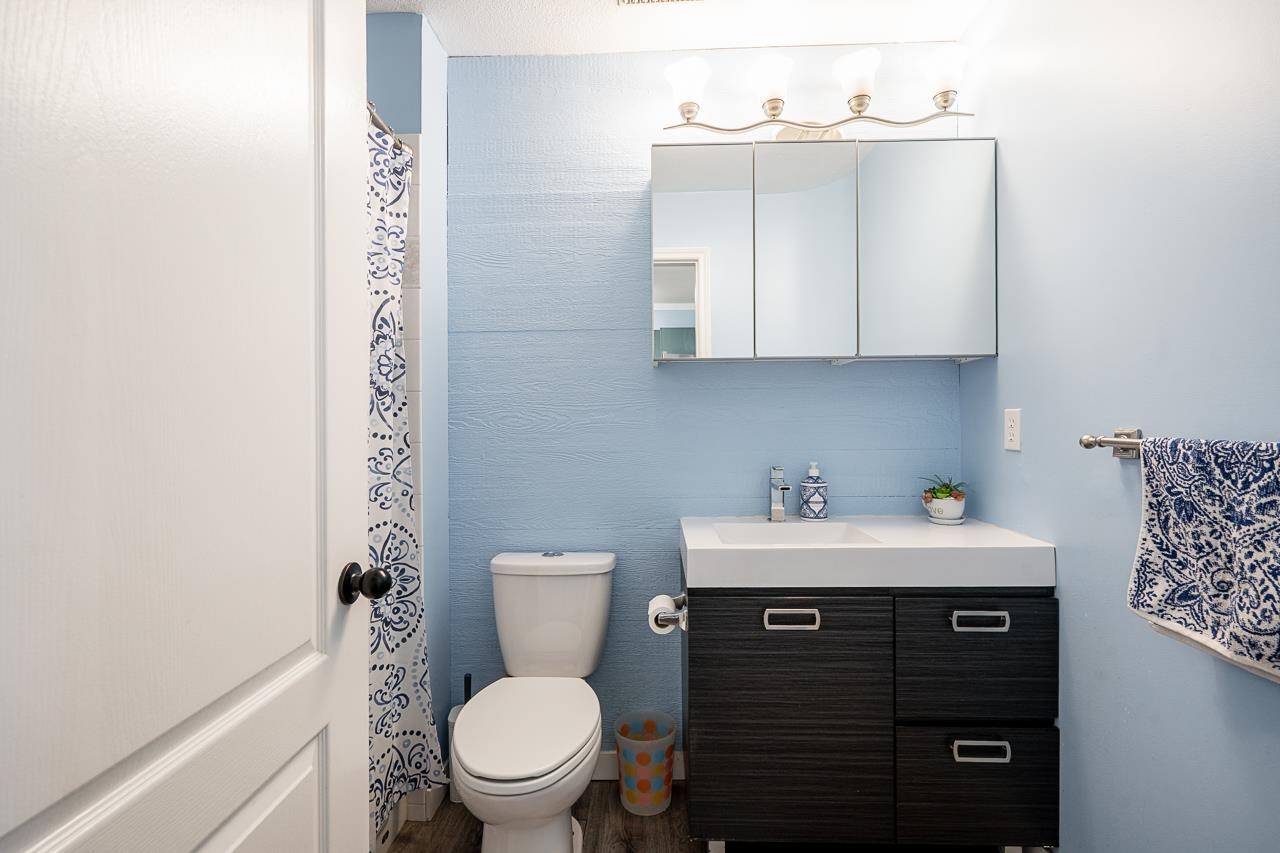 301 19128 FORD ROAD Unit: 301