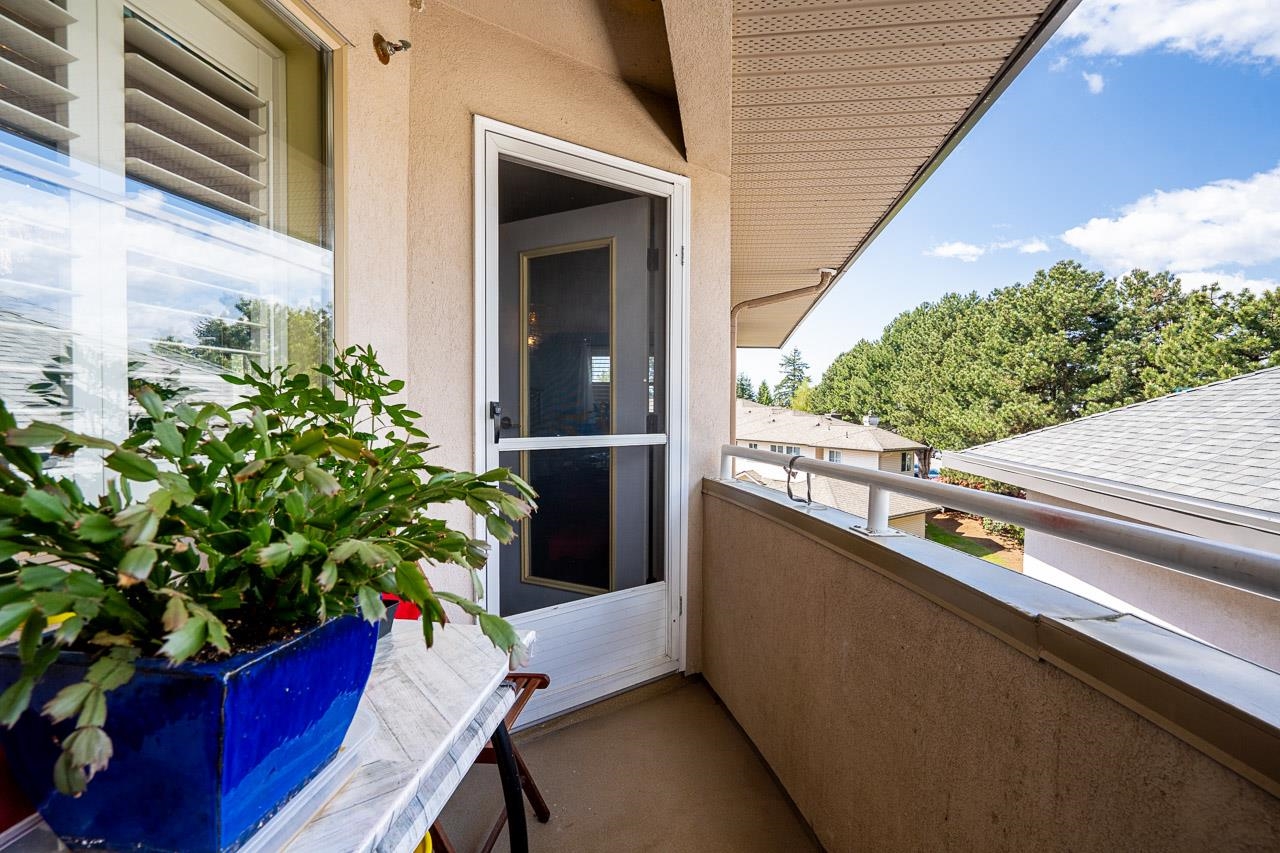 301 19128 FORD ROAD Unit: 301