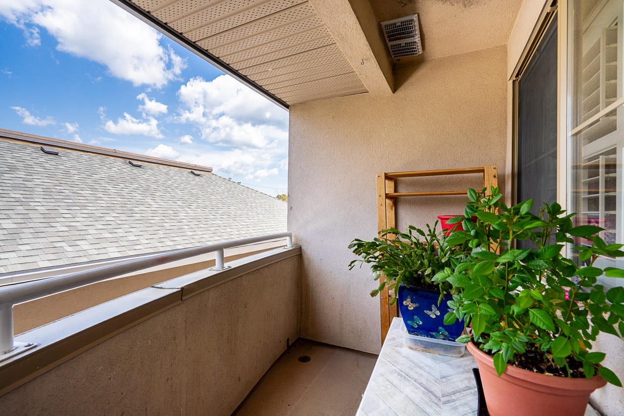 301 19128 FORD ROAD Unit: 301