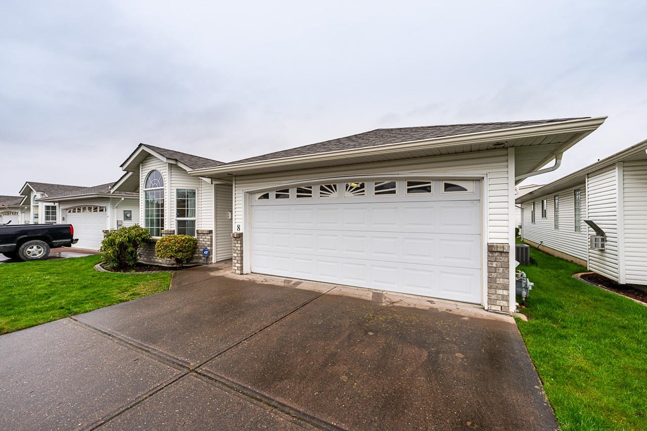 8 9102 HAZEL STREET Unit: 8