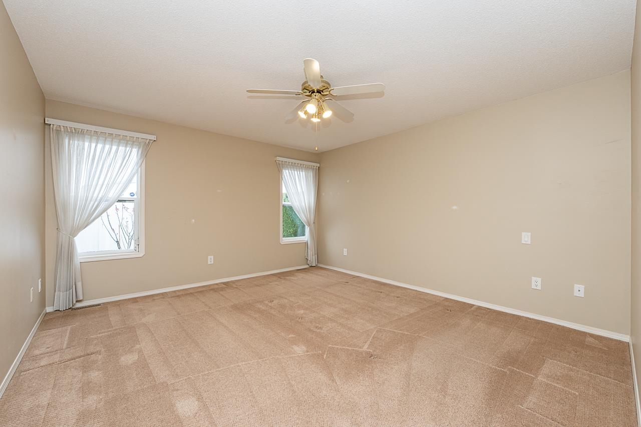 8 9102 HAZEL STREET Unit: 8