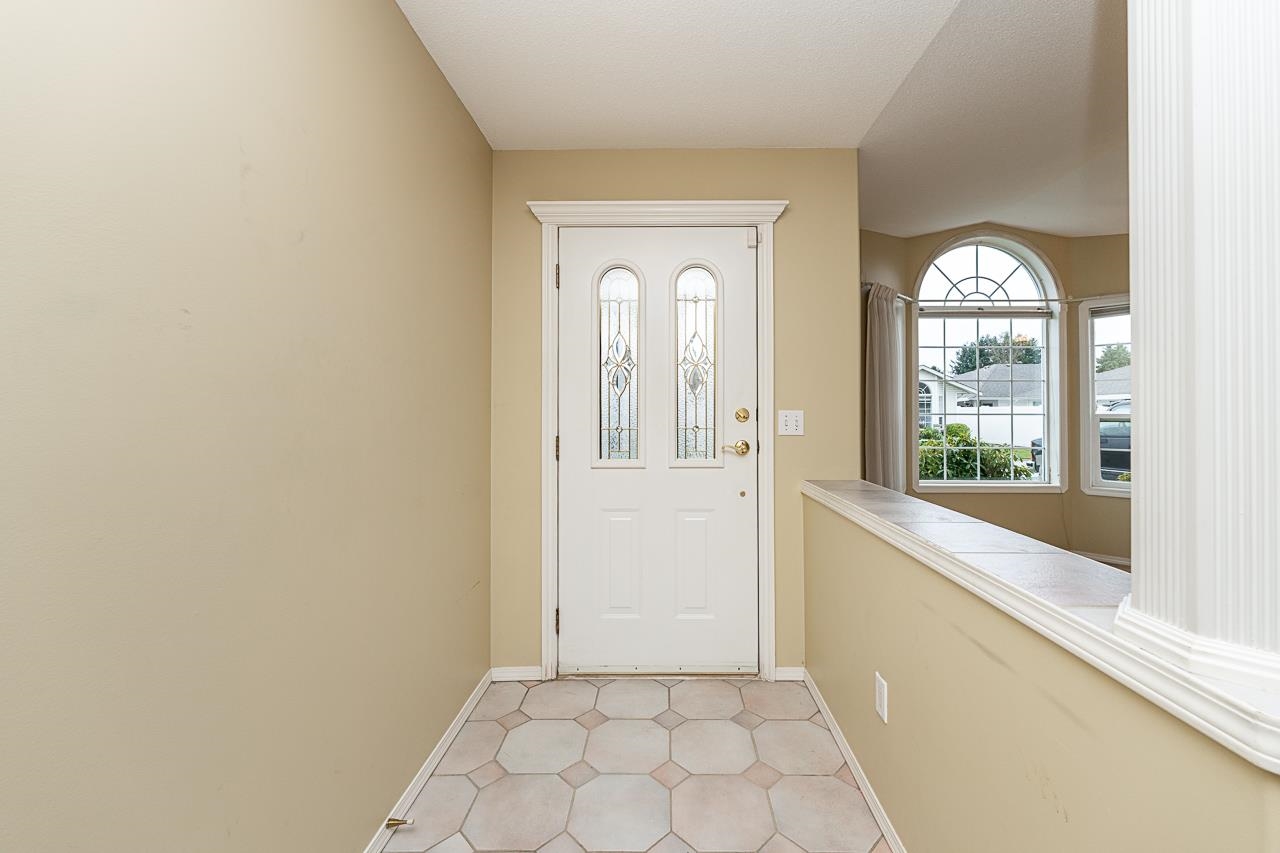 8 9102 HAZEL STREET Unit: 8
