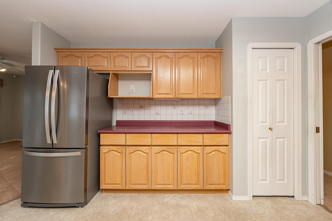 8 9102 HAZEL STREET Unit: 8