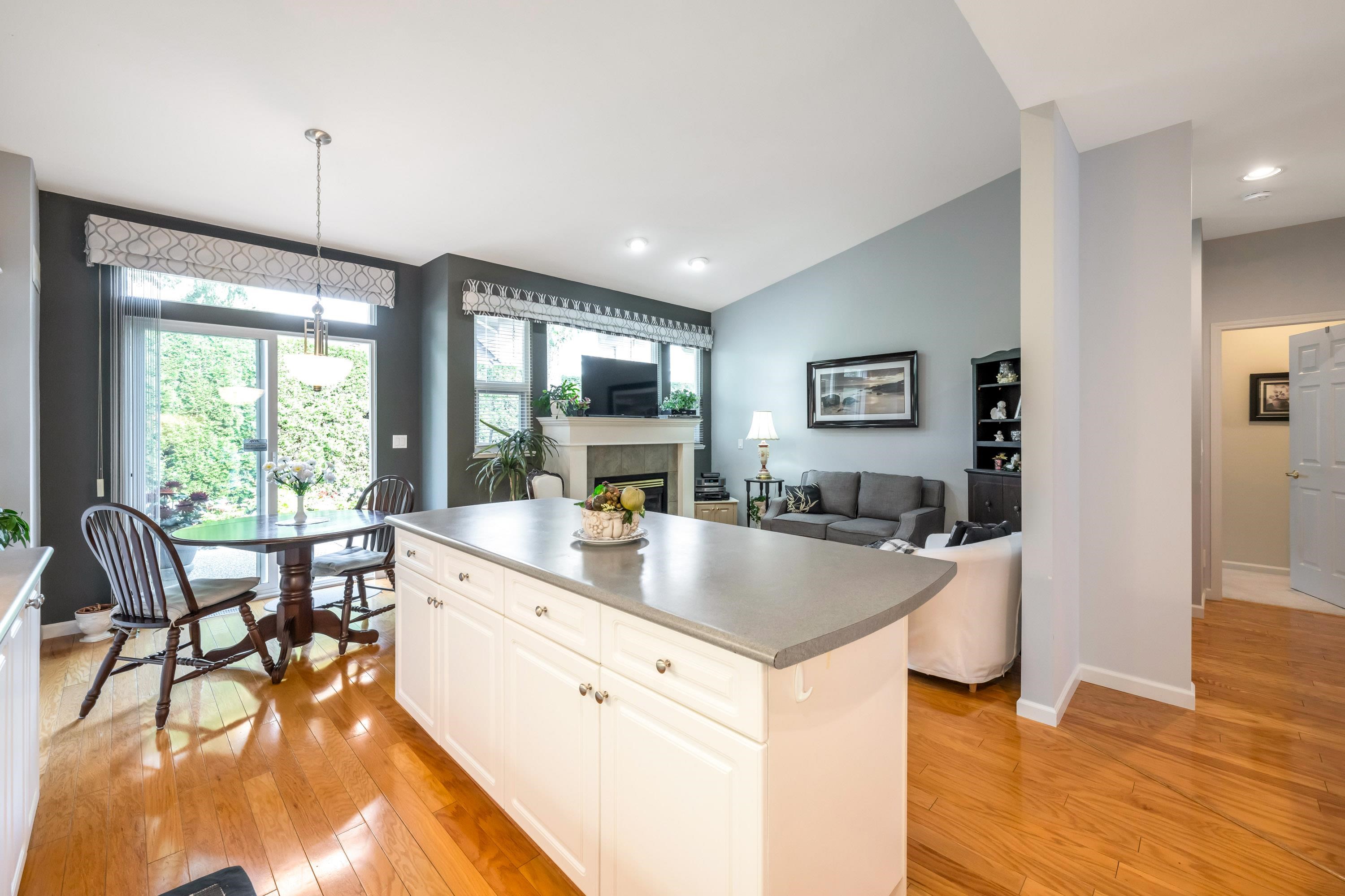 7 15168 22ND STREET Unit: 7