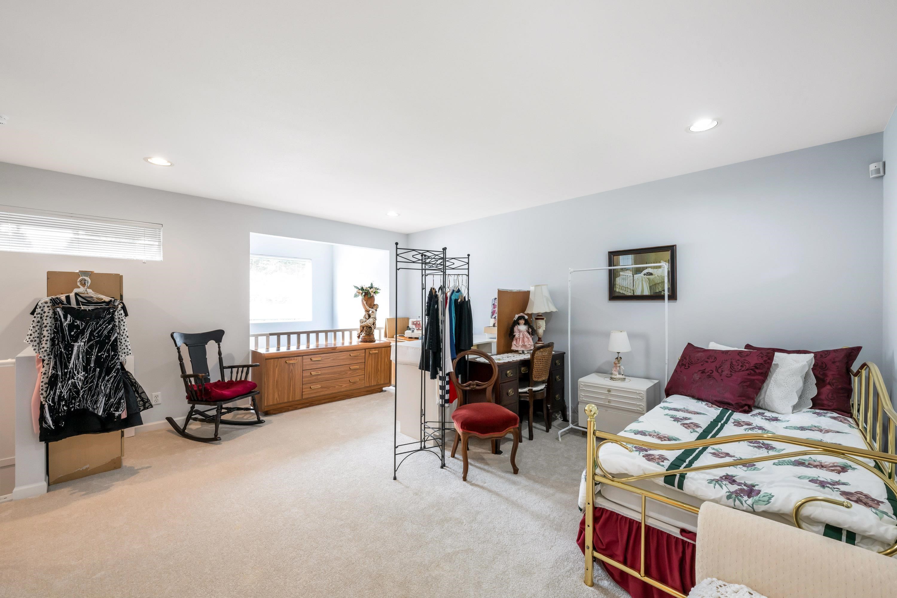 7 15168 22ND STREET Unit: 7