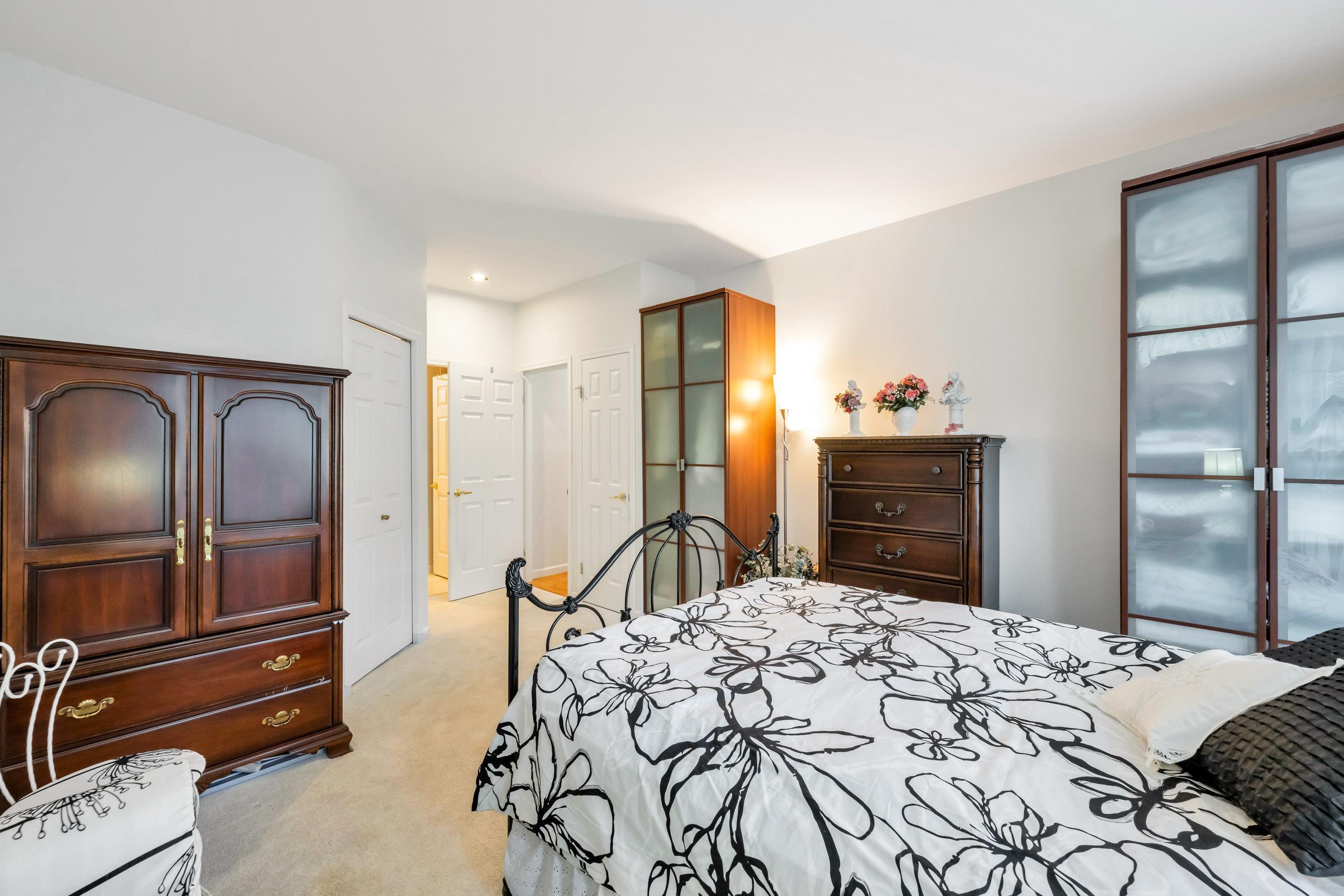 7 15168 22ND STREET Unit: 7