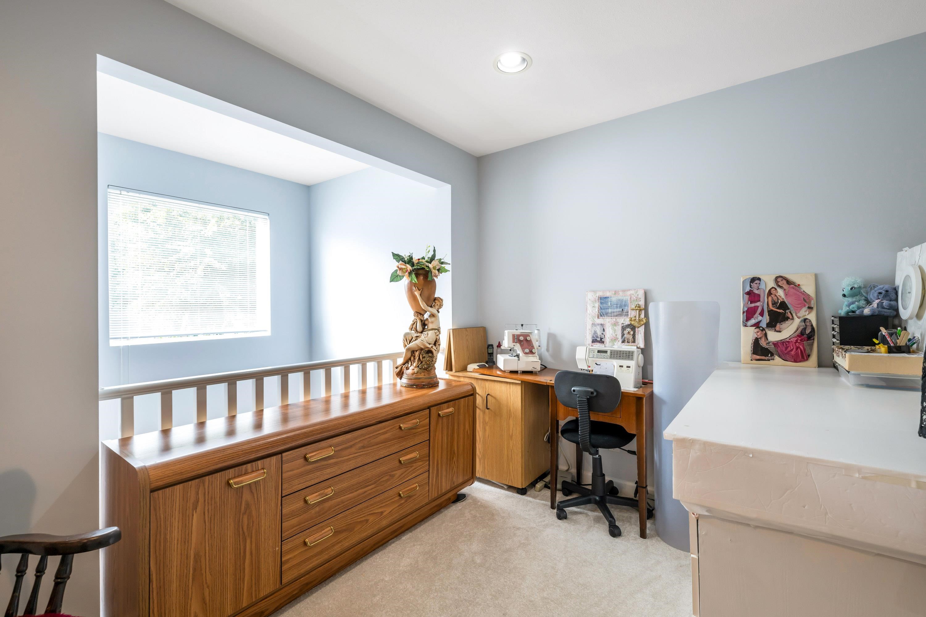 7 15168 22ND STREET Unit: 7