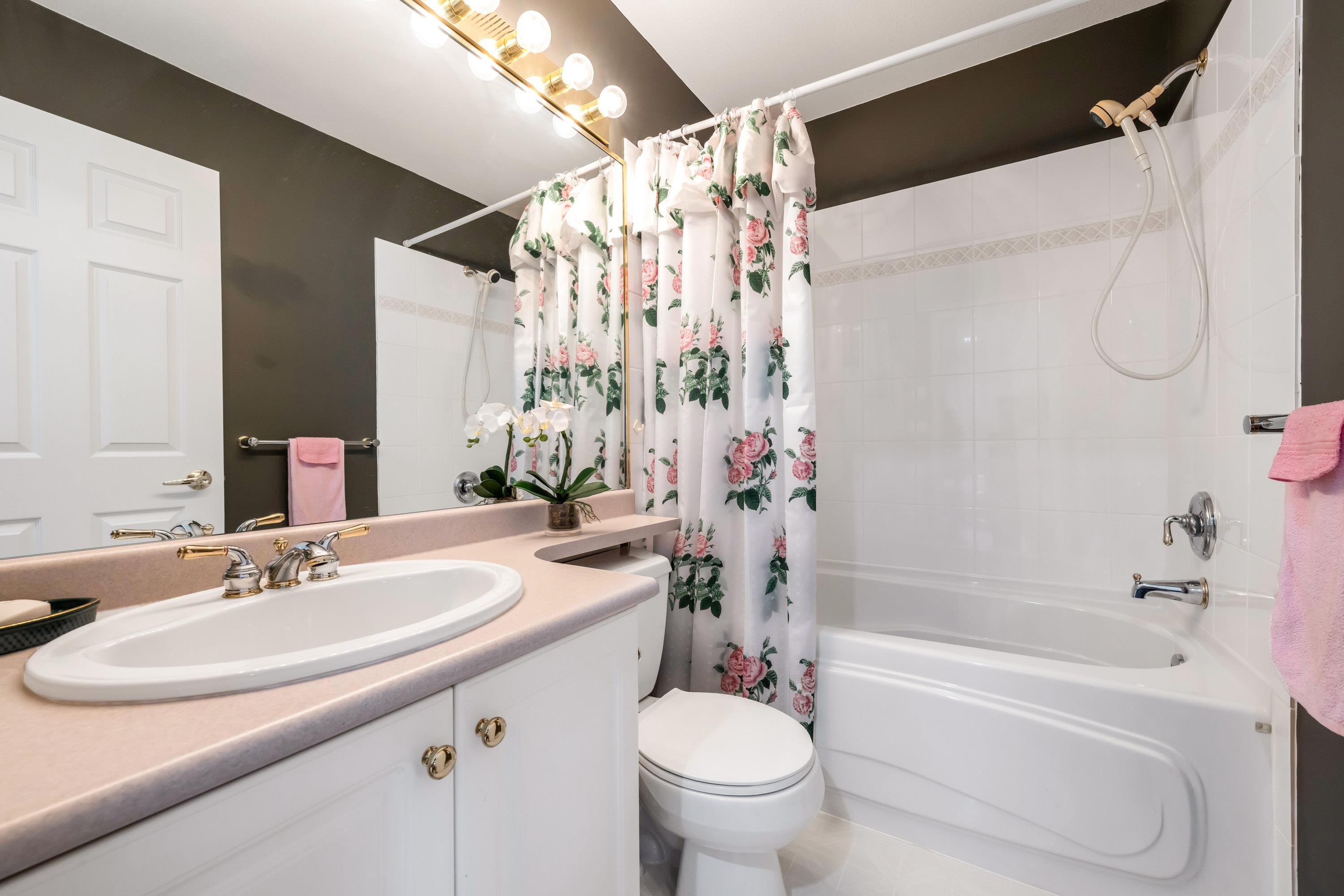 7 15168 22ND STREET Unit: 7