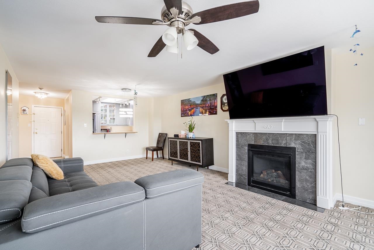 306 9763 140 STREET Unit: 306